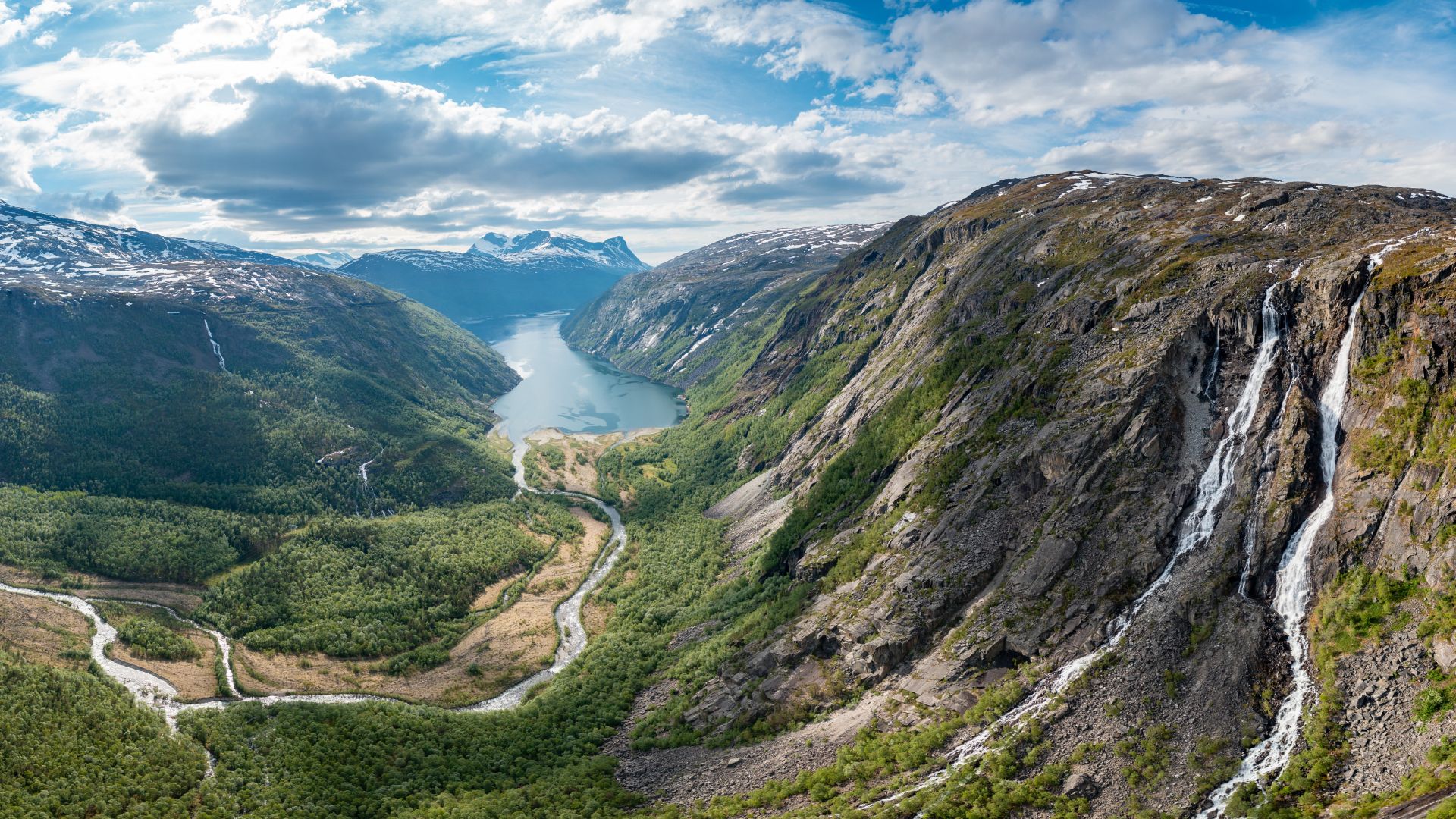 Overview of Rombaksbotn from the Arctic Train