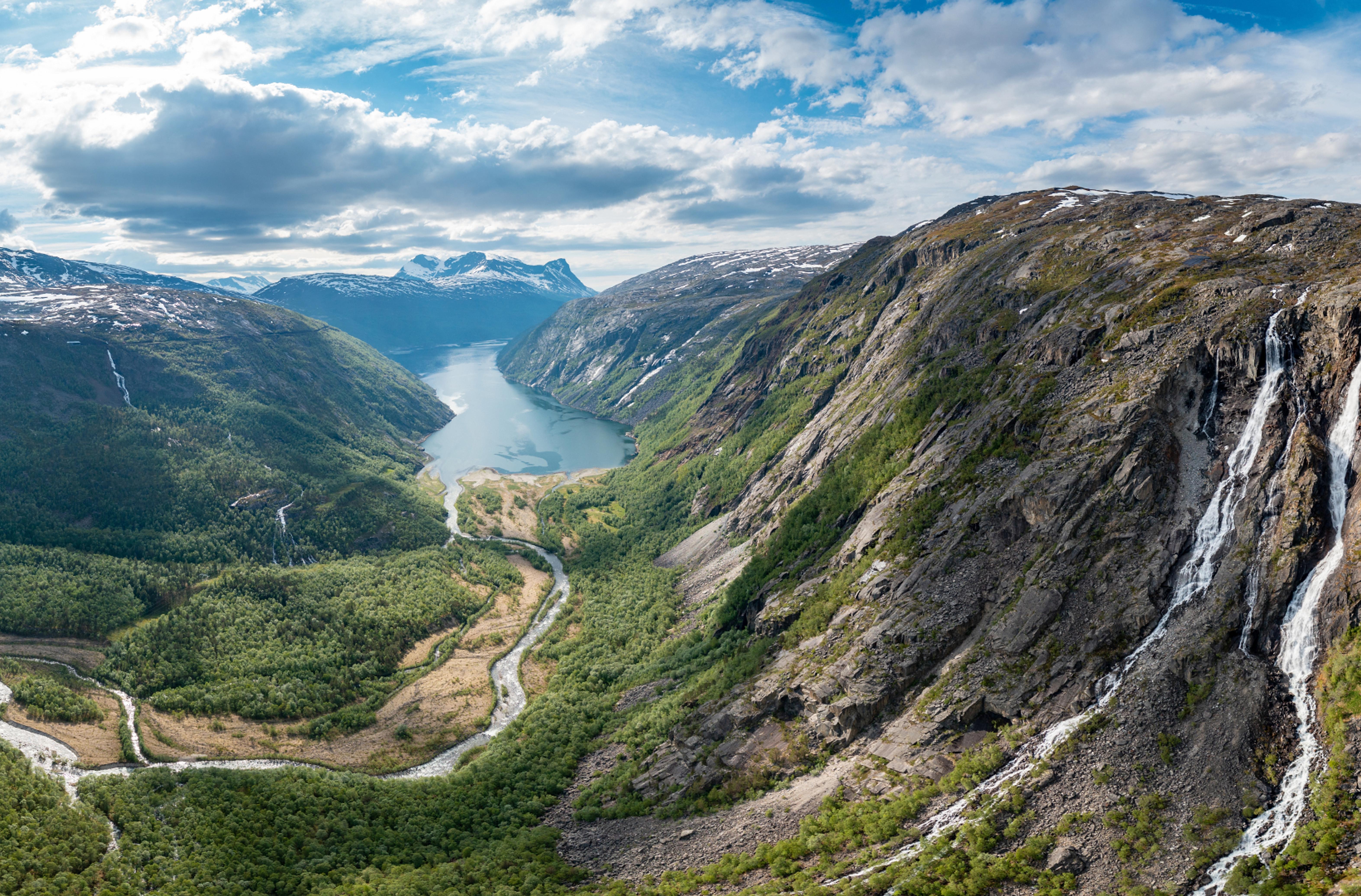 Overview of Rombaksbotn from the Arctic Train