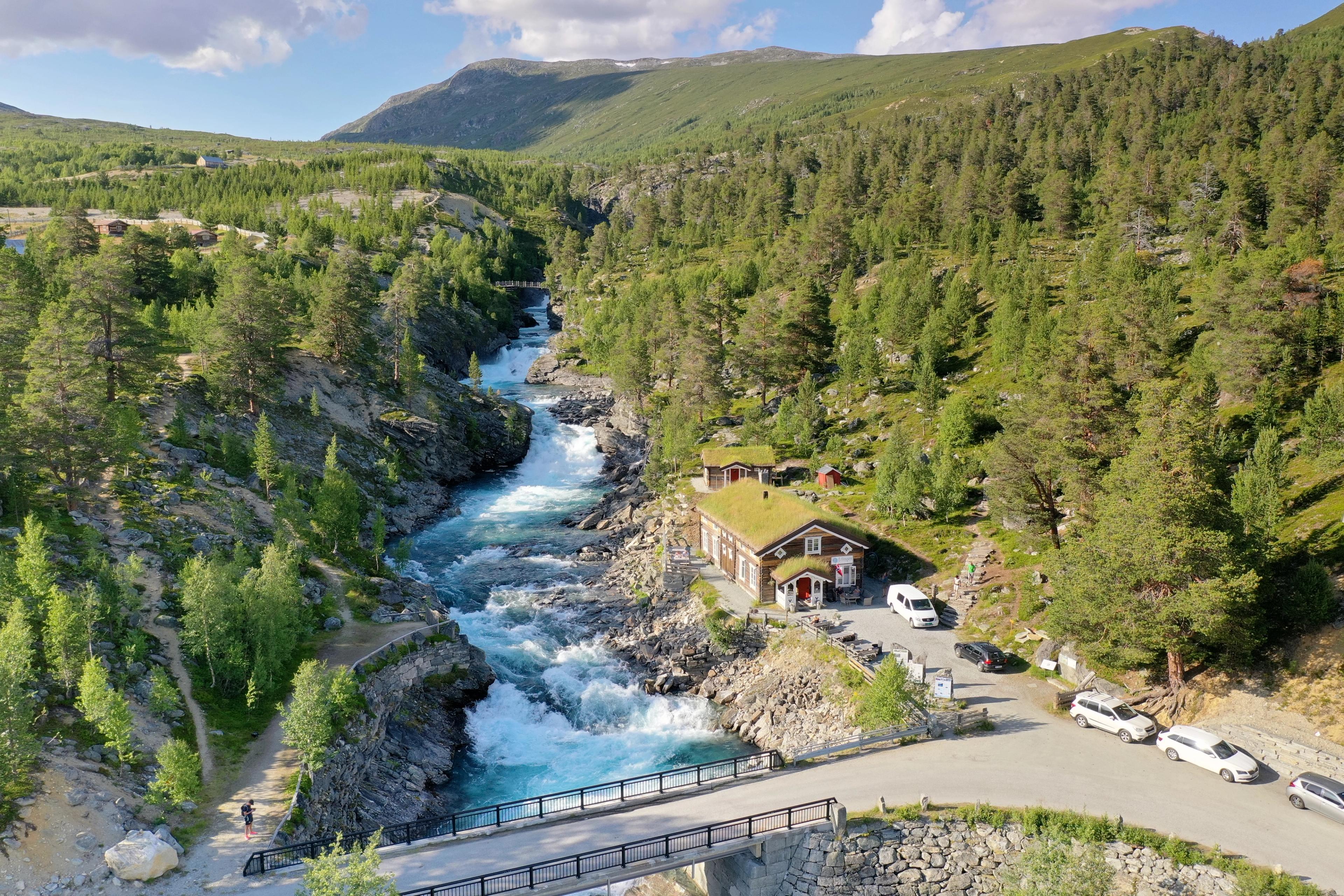 Overview image of Billingen seterpensjonat mountain farm in Jotunheimen, Eastern Norway