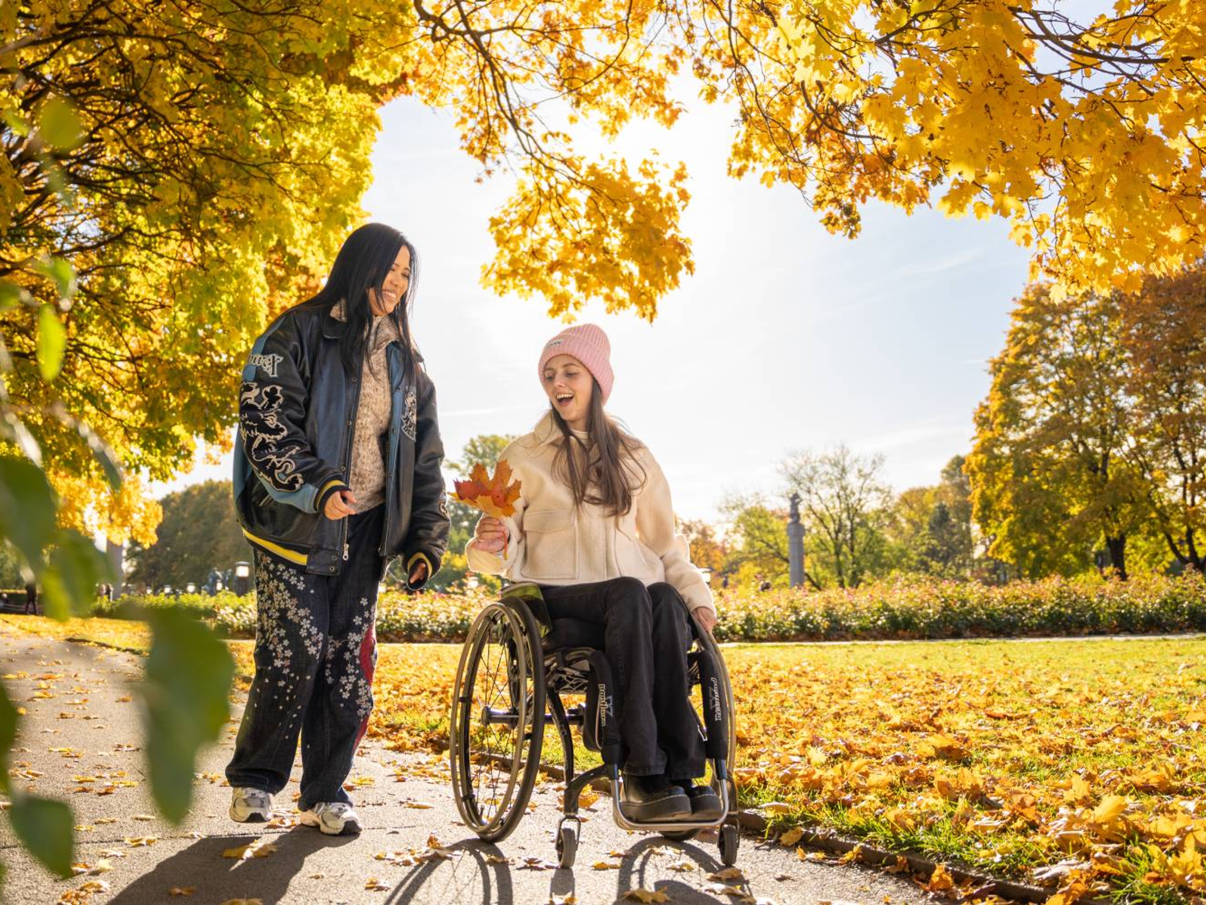 Two women in Vigelandsparken at Frogner in Oslo, Eastern Norway