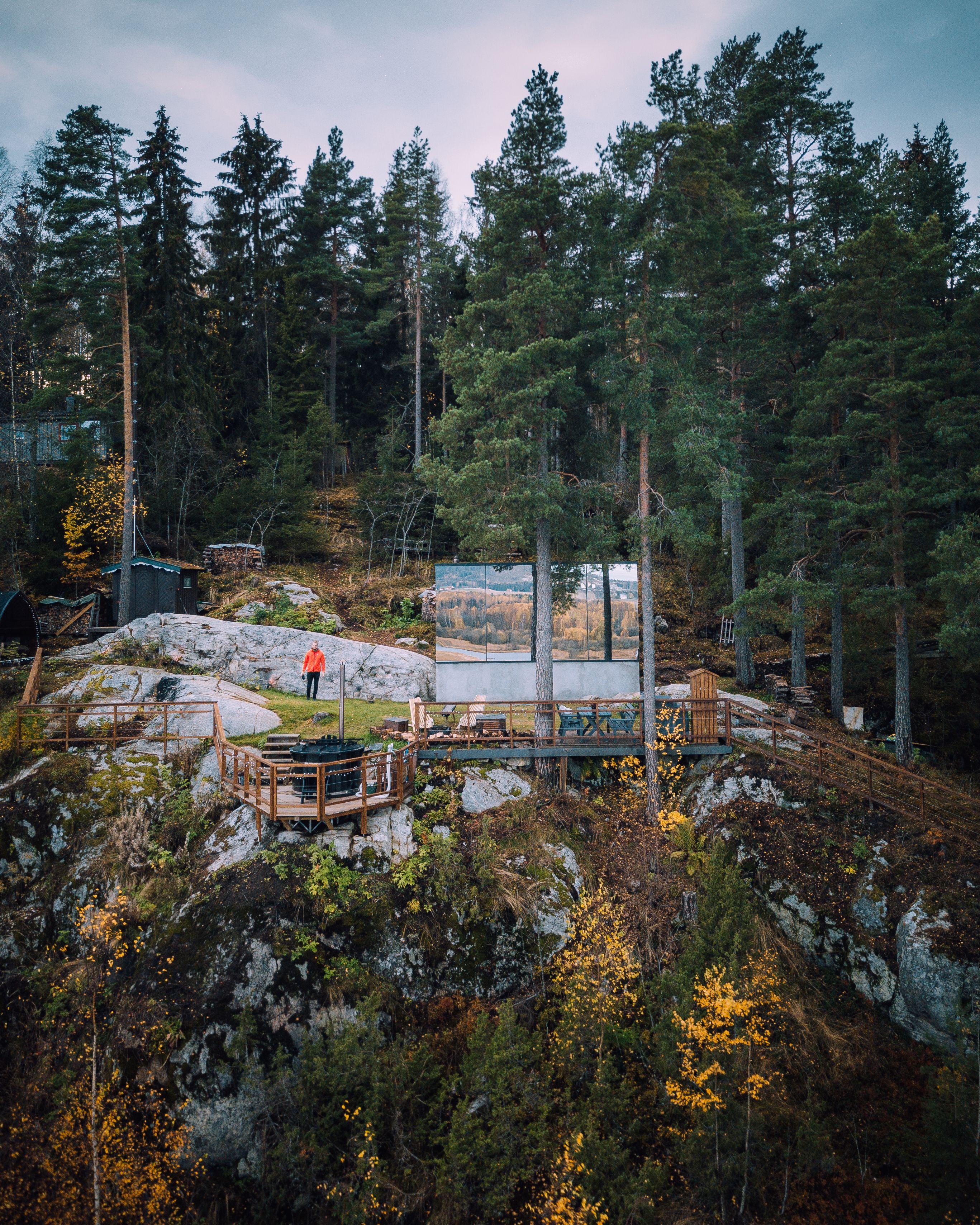 The WonderINN mirrored glass cabin in Rælingen, Eastern Norway