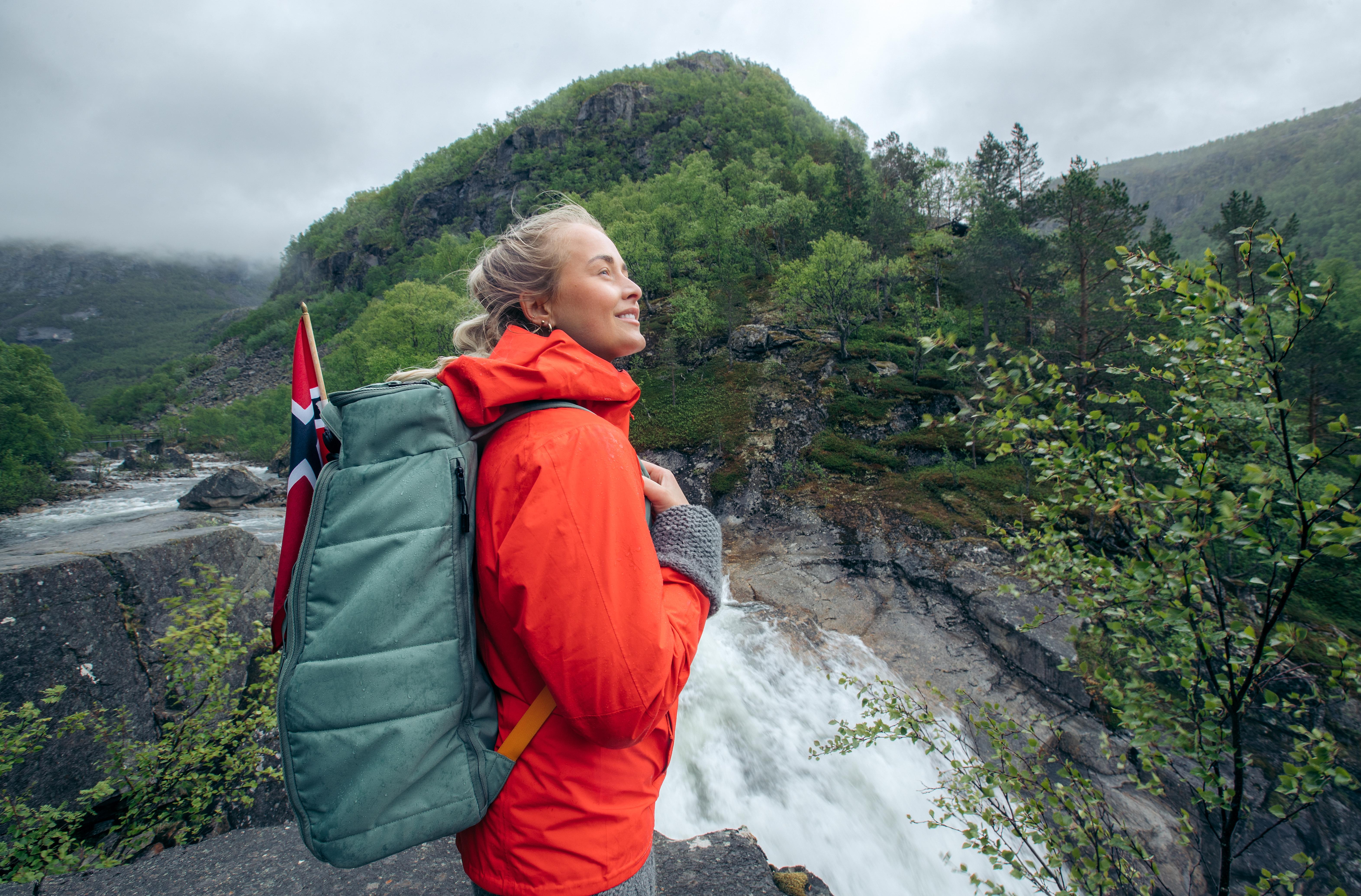 Girl hiking to Rombaksbotn