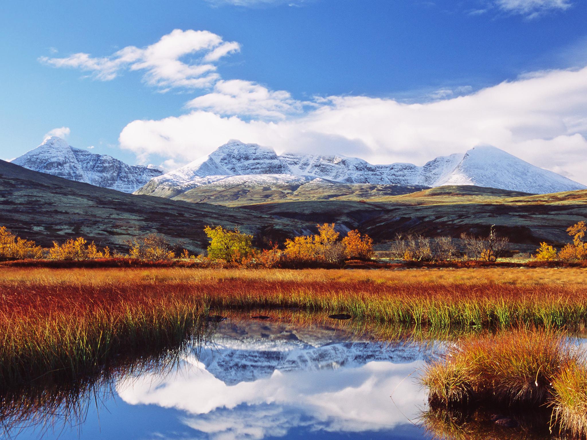 The Døråldalen valley in Rondane, Eastern Norway, in autumn colours