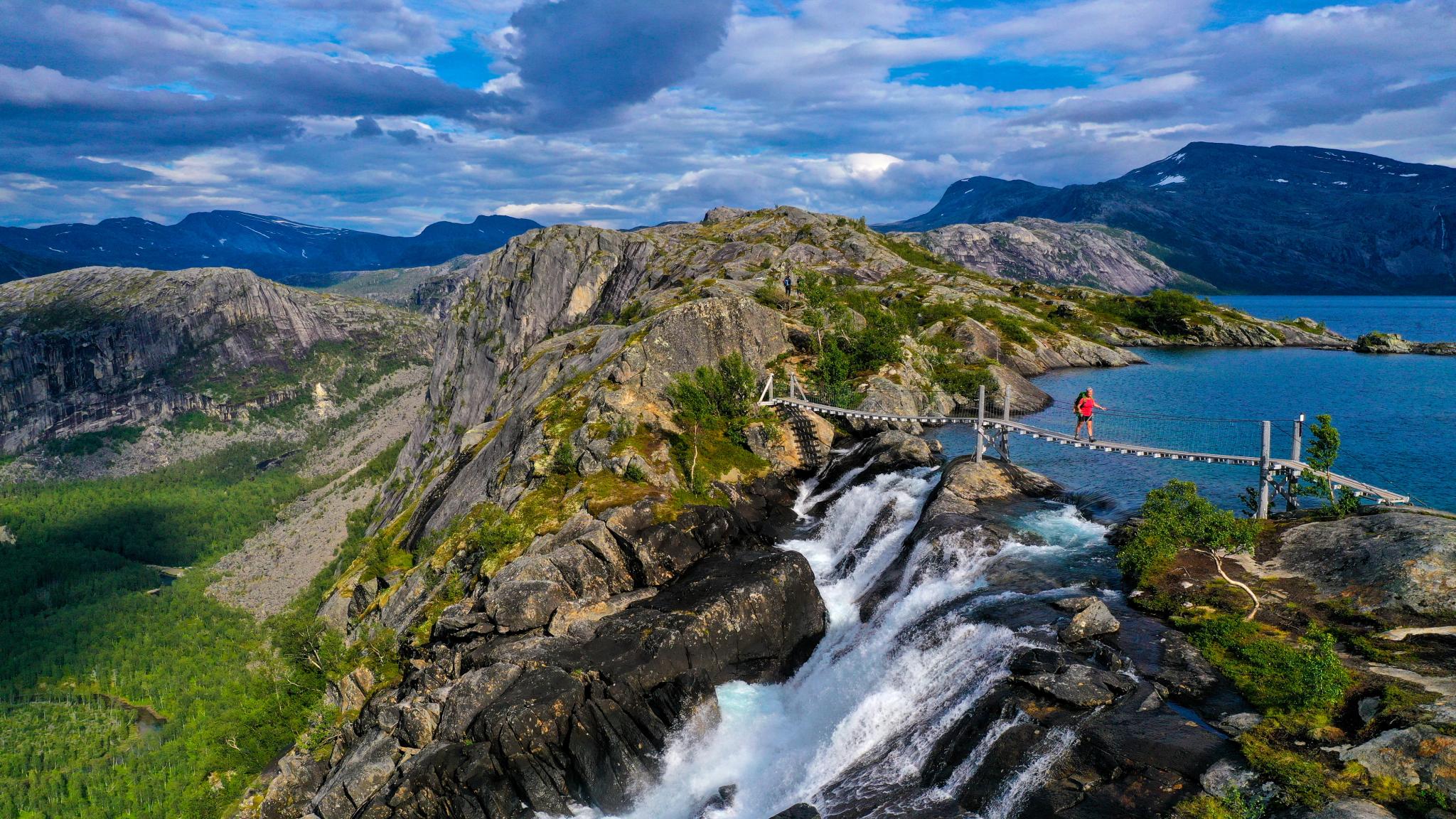 People hiking in the Rago National Park in Salten, Northern Norway