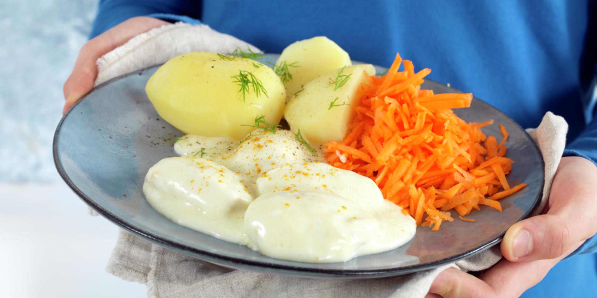 Fish balls in white sauce