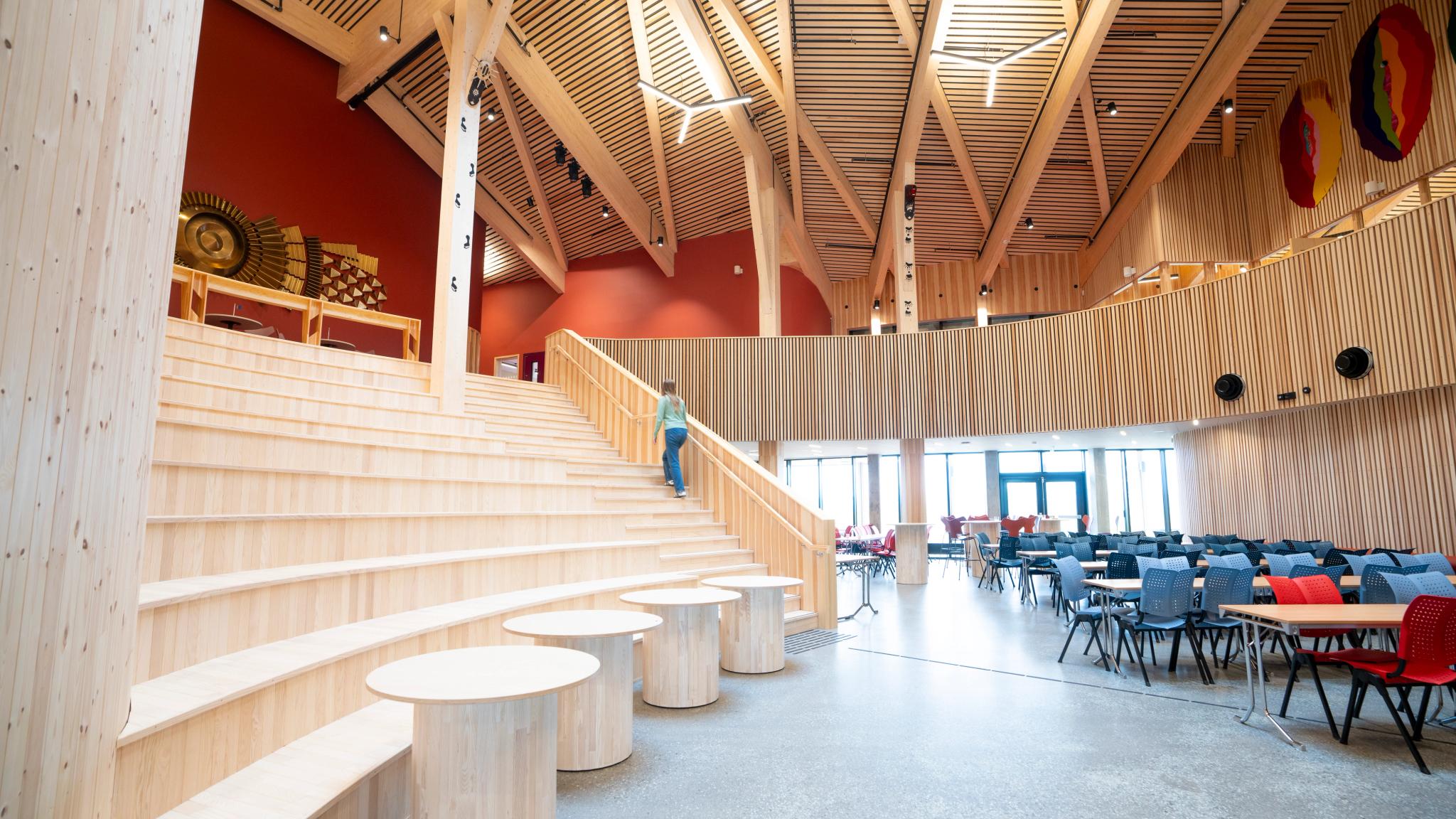 Inside the main entrance of Čoarvemátta in Kautokeino