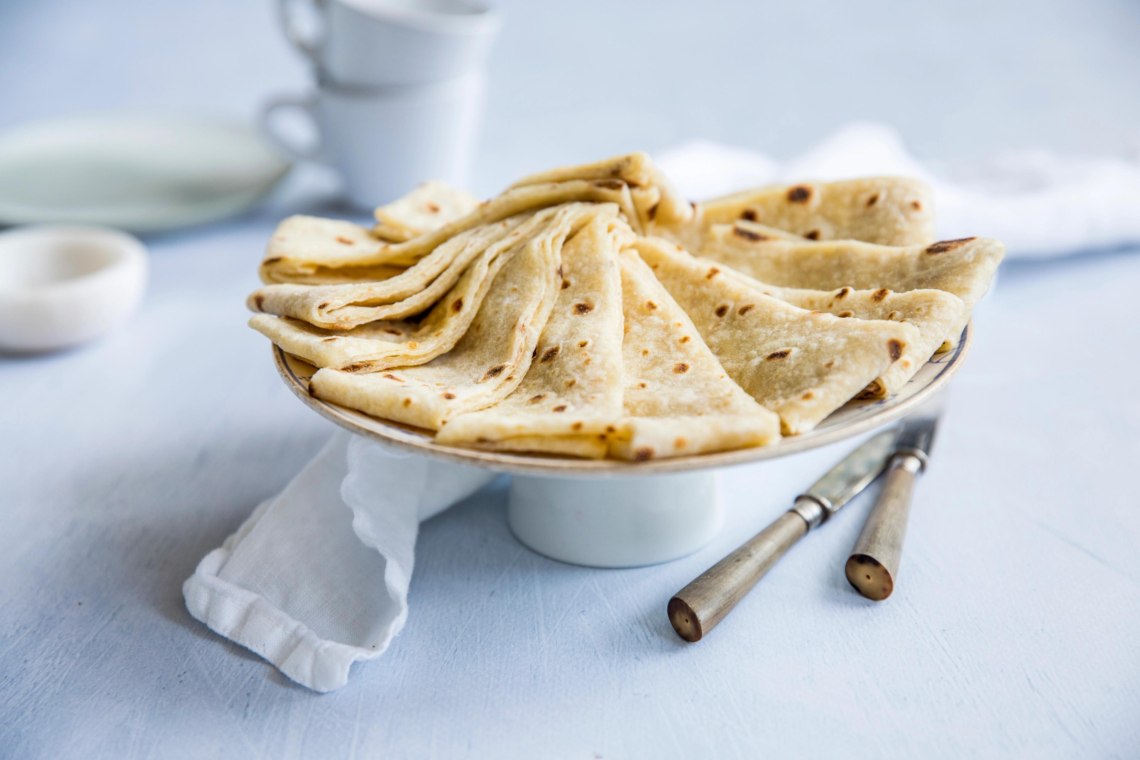 Kling lefse on a platter in Norway