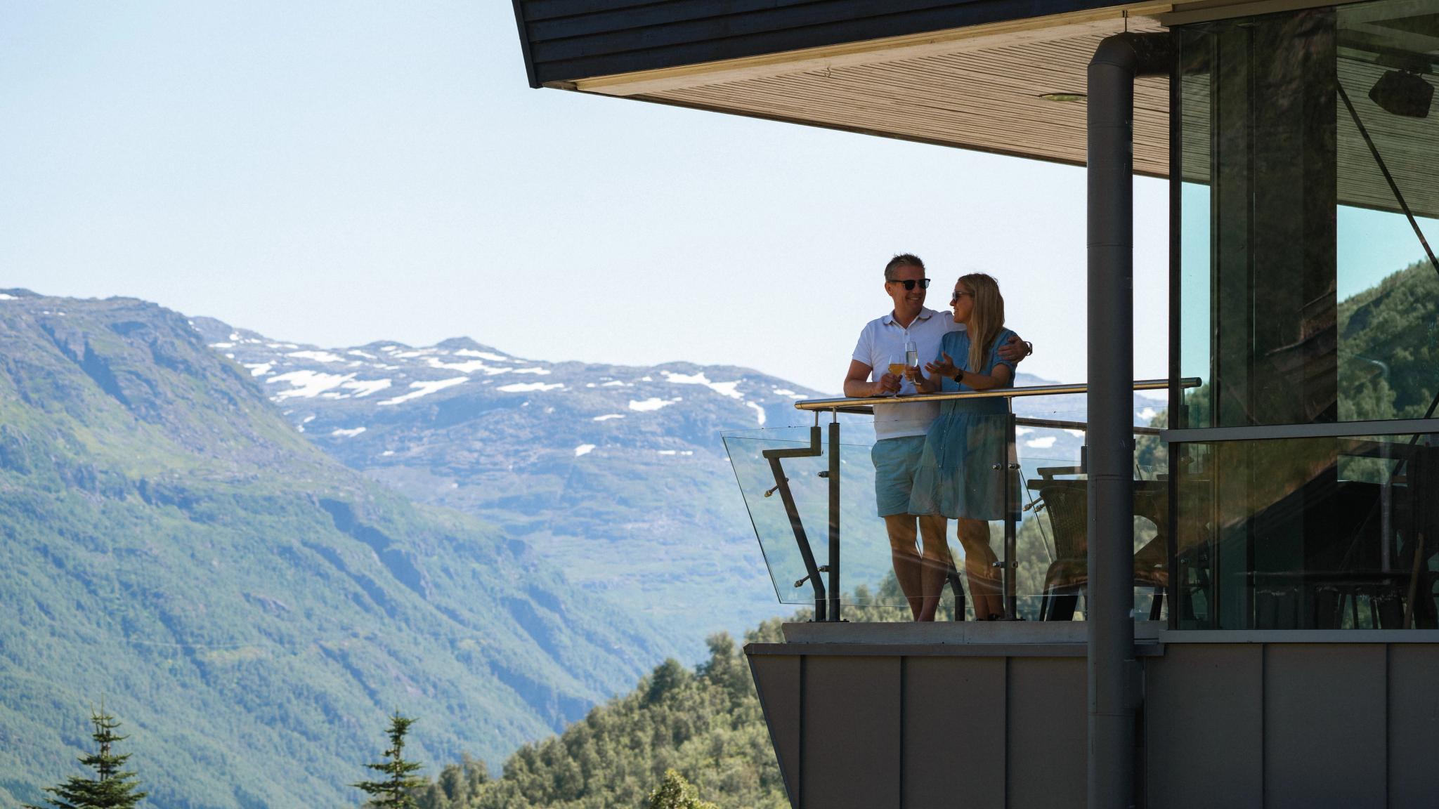 A couple admiring the view at Røldal restaurant