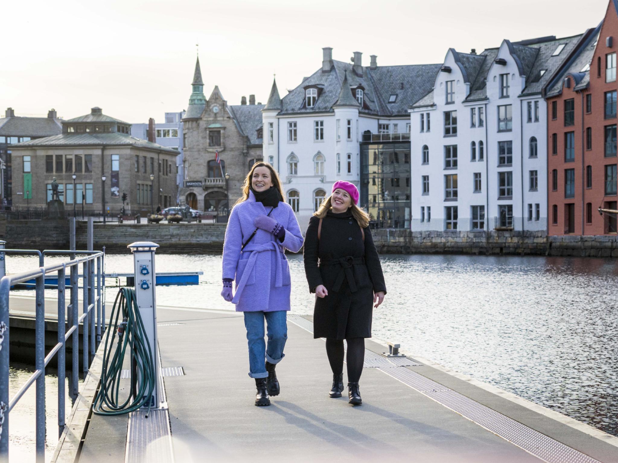 The Brosundet strait, in the art noveau city Ålesund