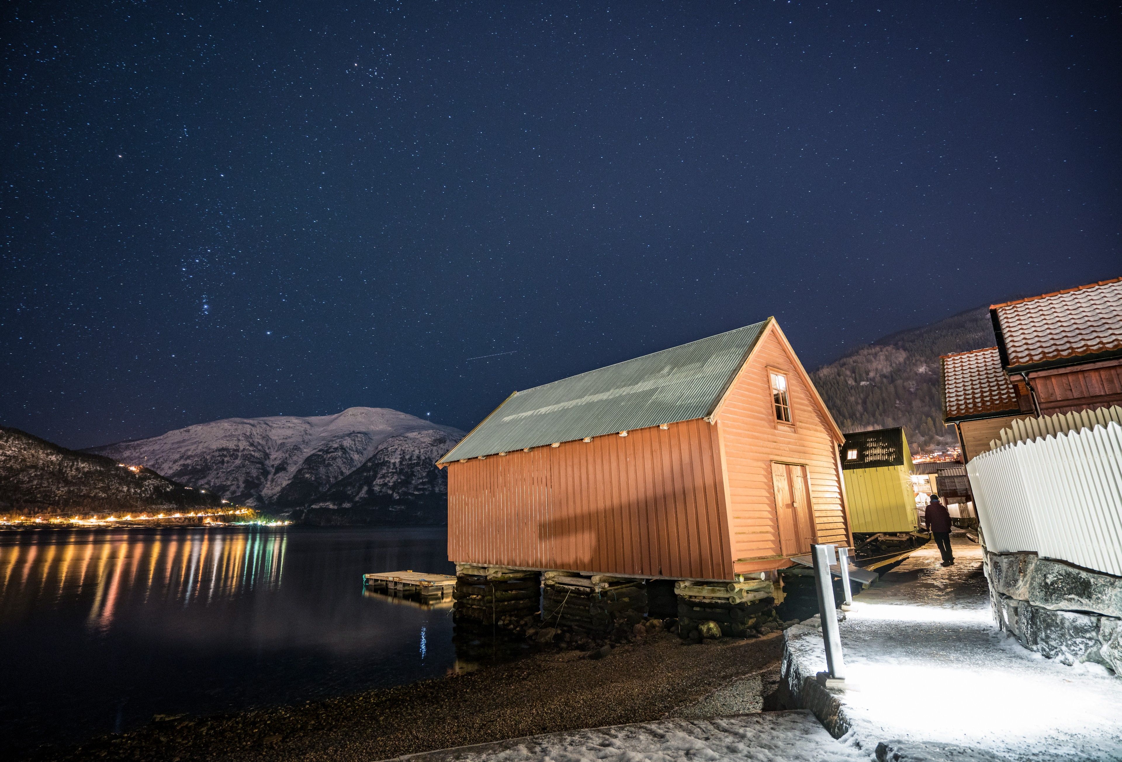 Fjordstien walking path in Sogndalsfjøra