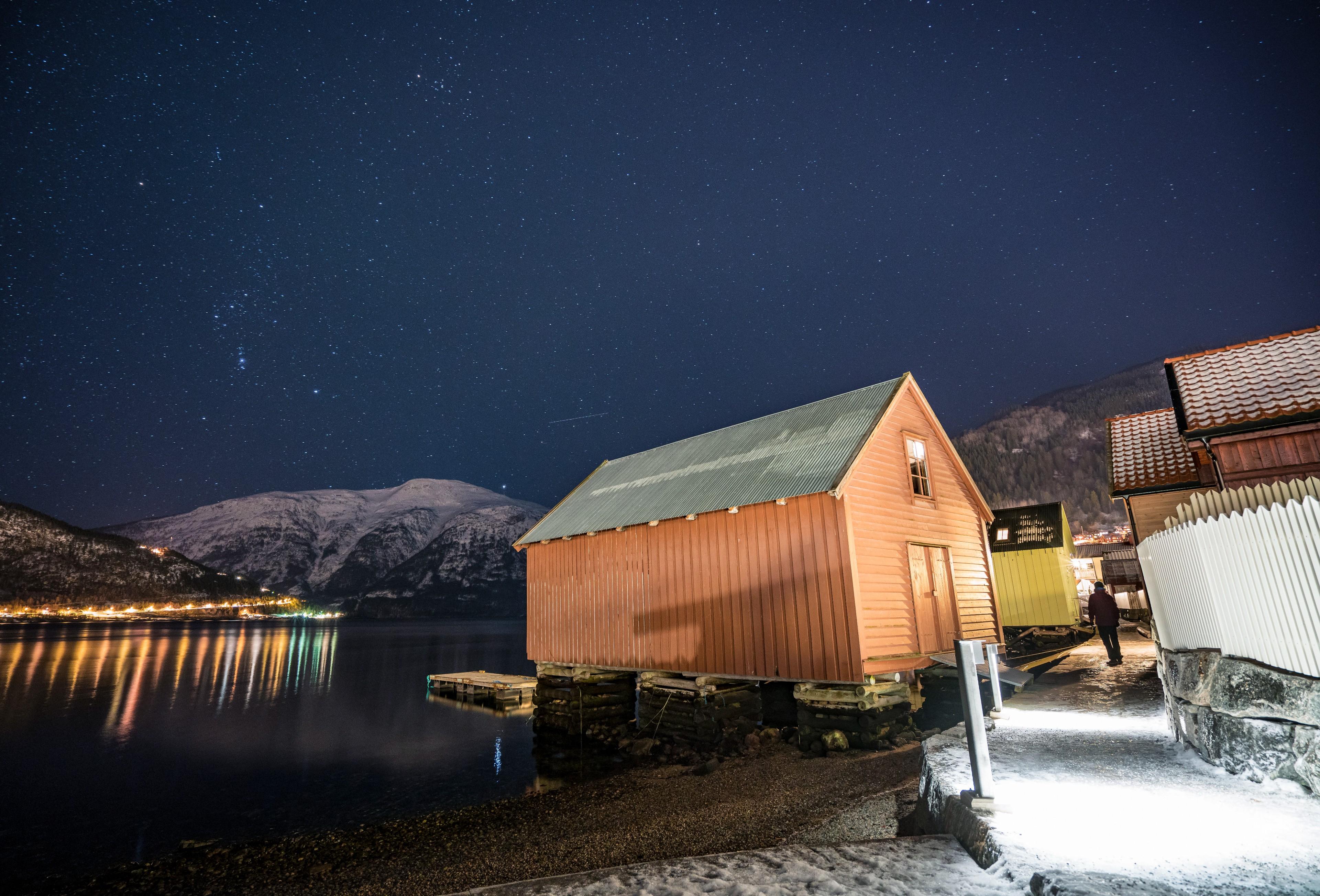 Fjordstien walking path in Sogndalsfjøra