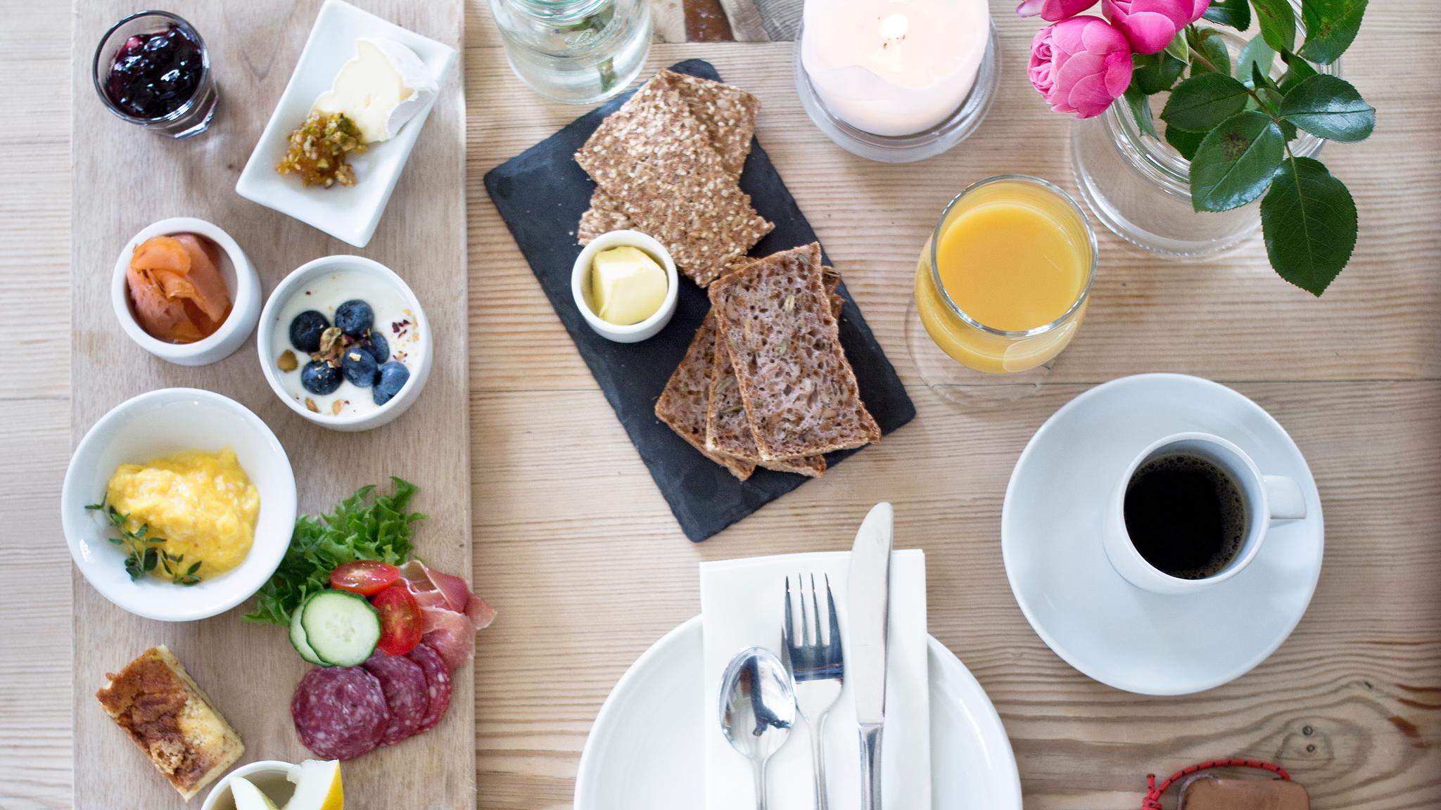 Food at a table from Hotel Aak in Åndalsnes.