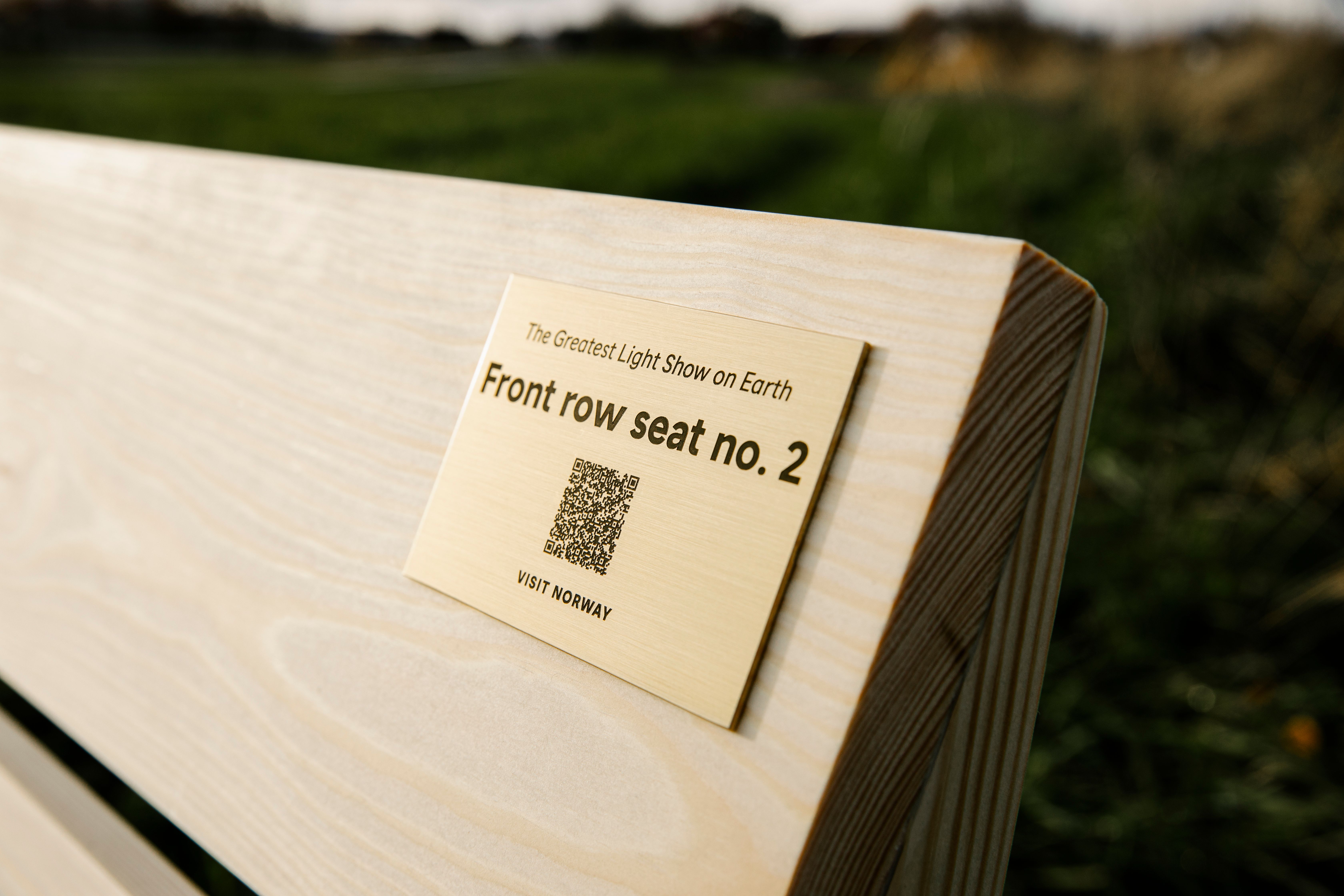 A chair with a QR code in Bodø