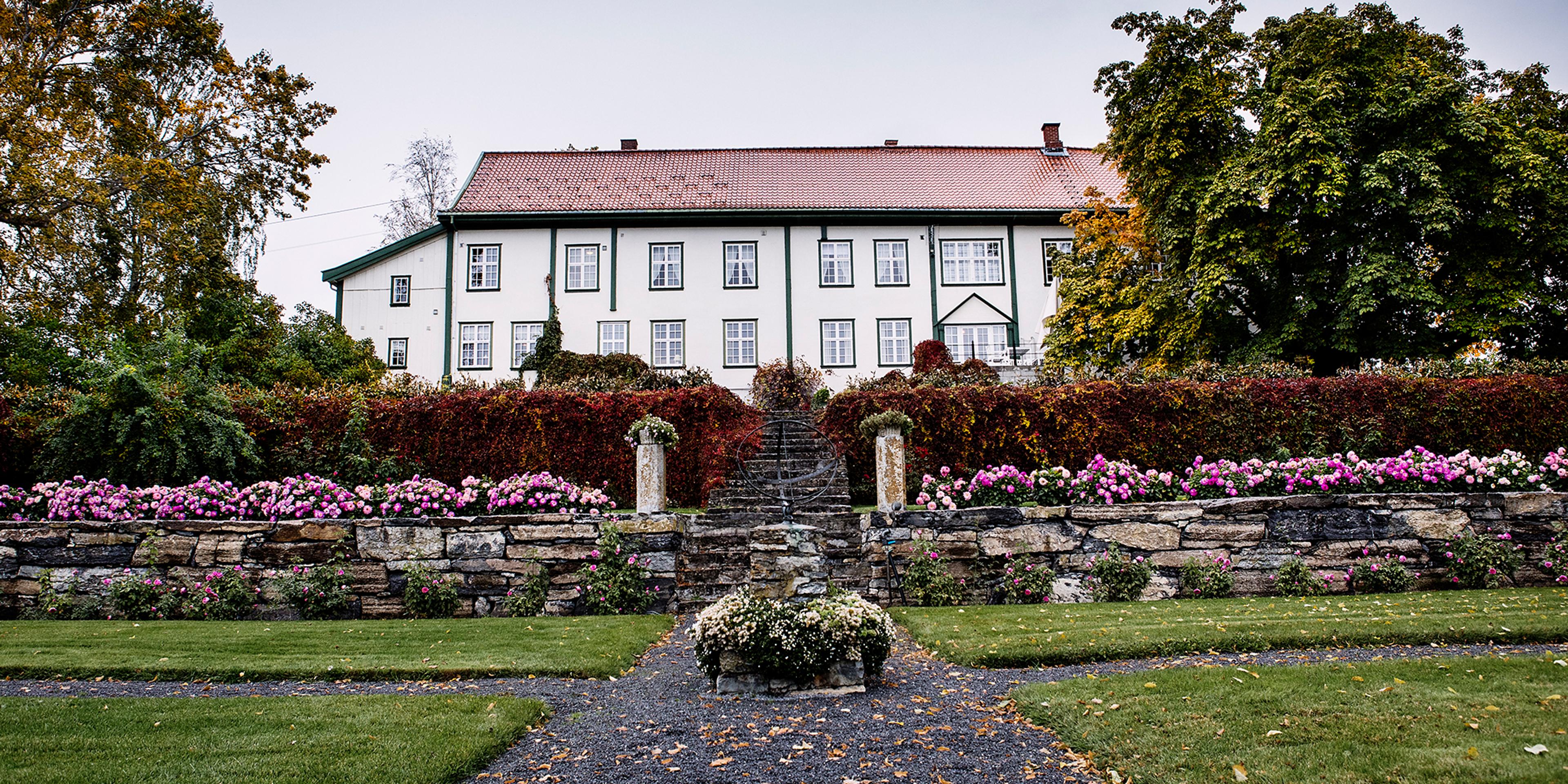 Rural luxury at the farm Hoel Gård on the Nes peninsula in Ringsaker, Eastern Norway
