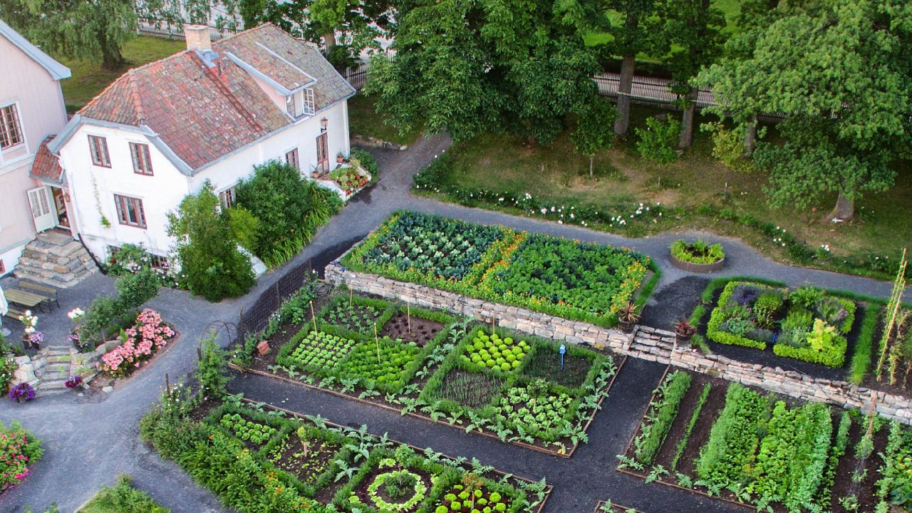 The herb garden at Hovelsrud Farm, by Mjøsa