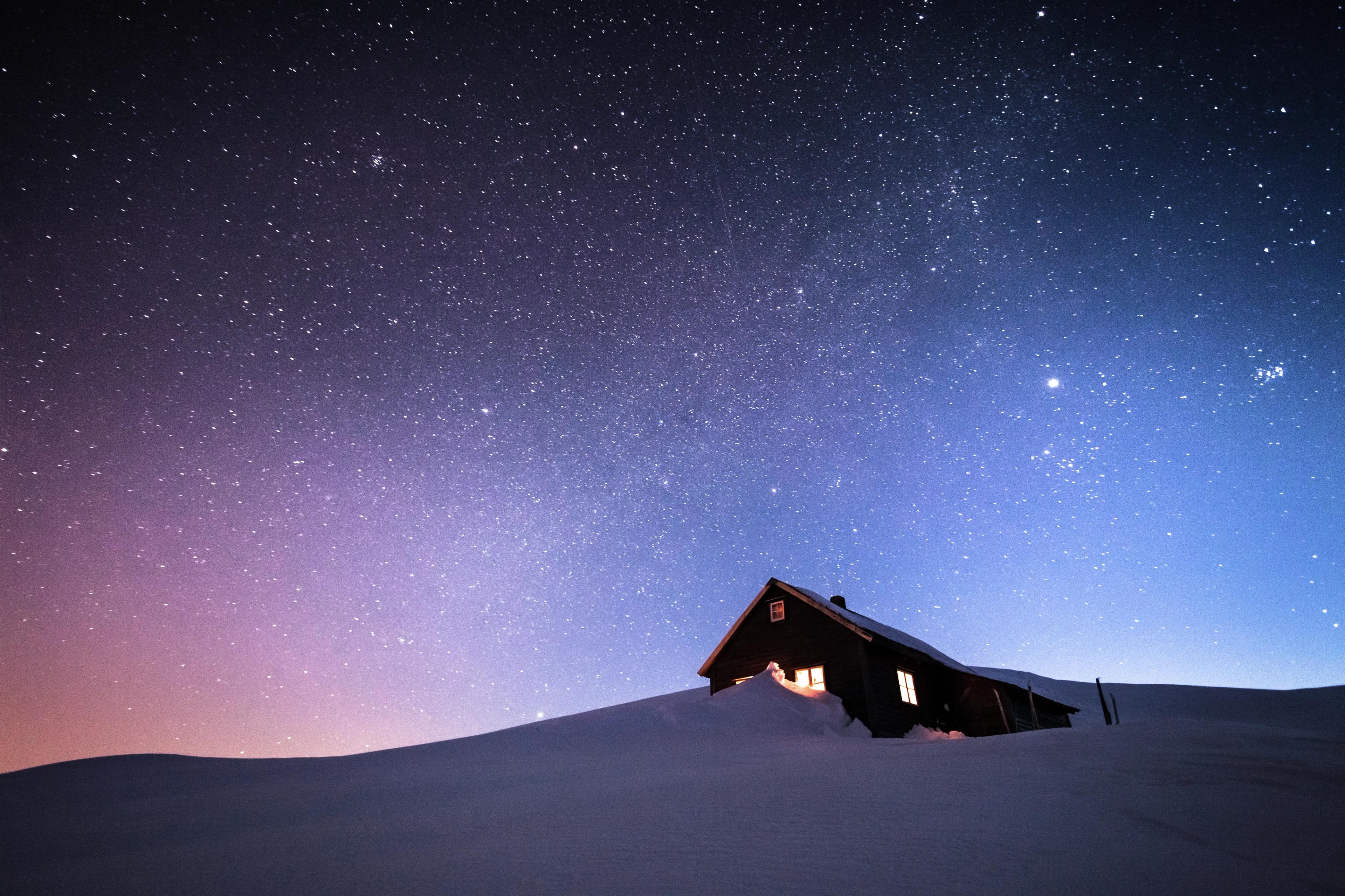 Langahorgi cabin in Voss under the stars.