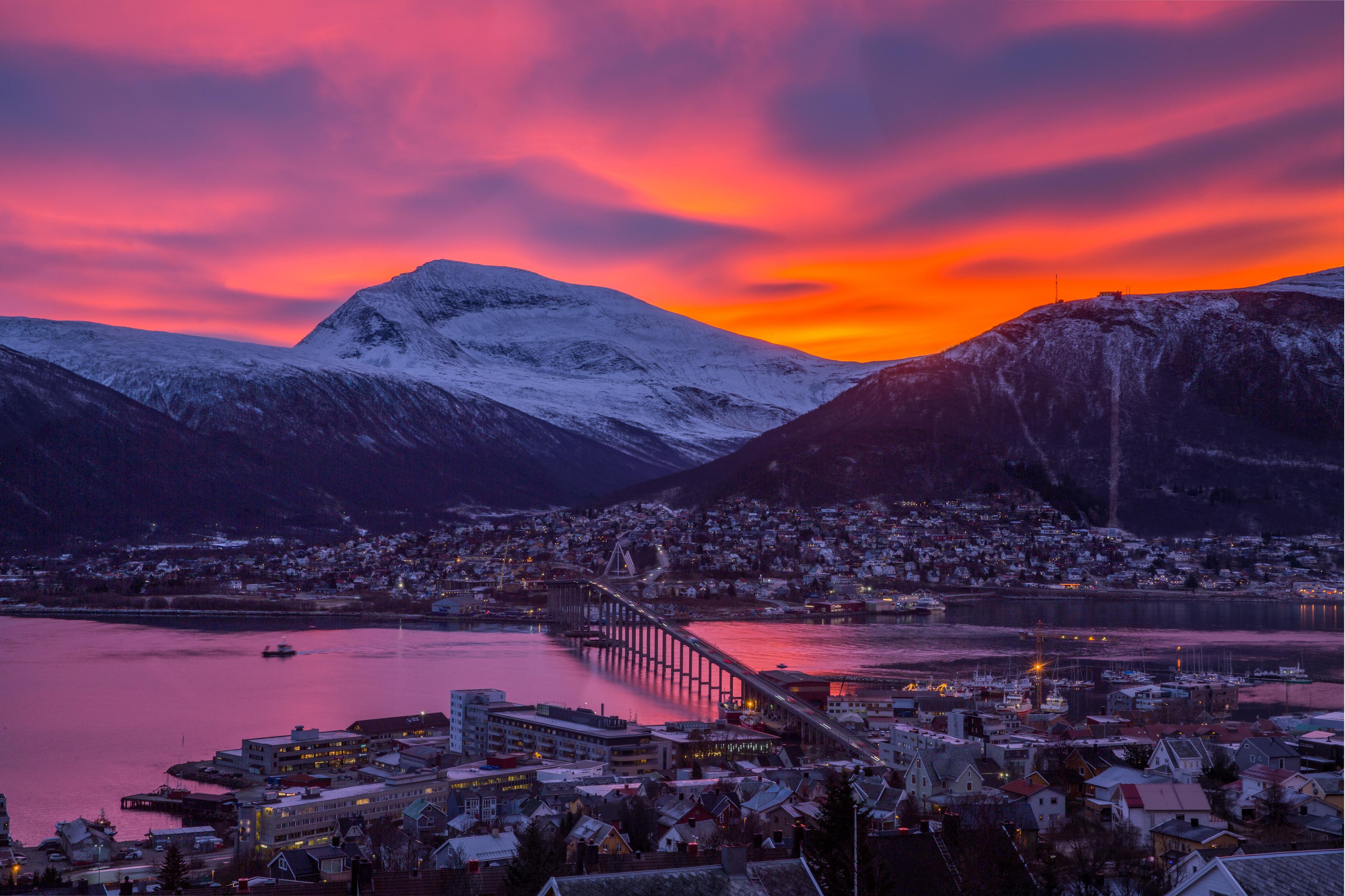Tromsø under a pink sky