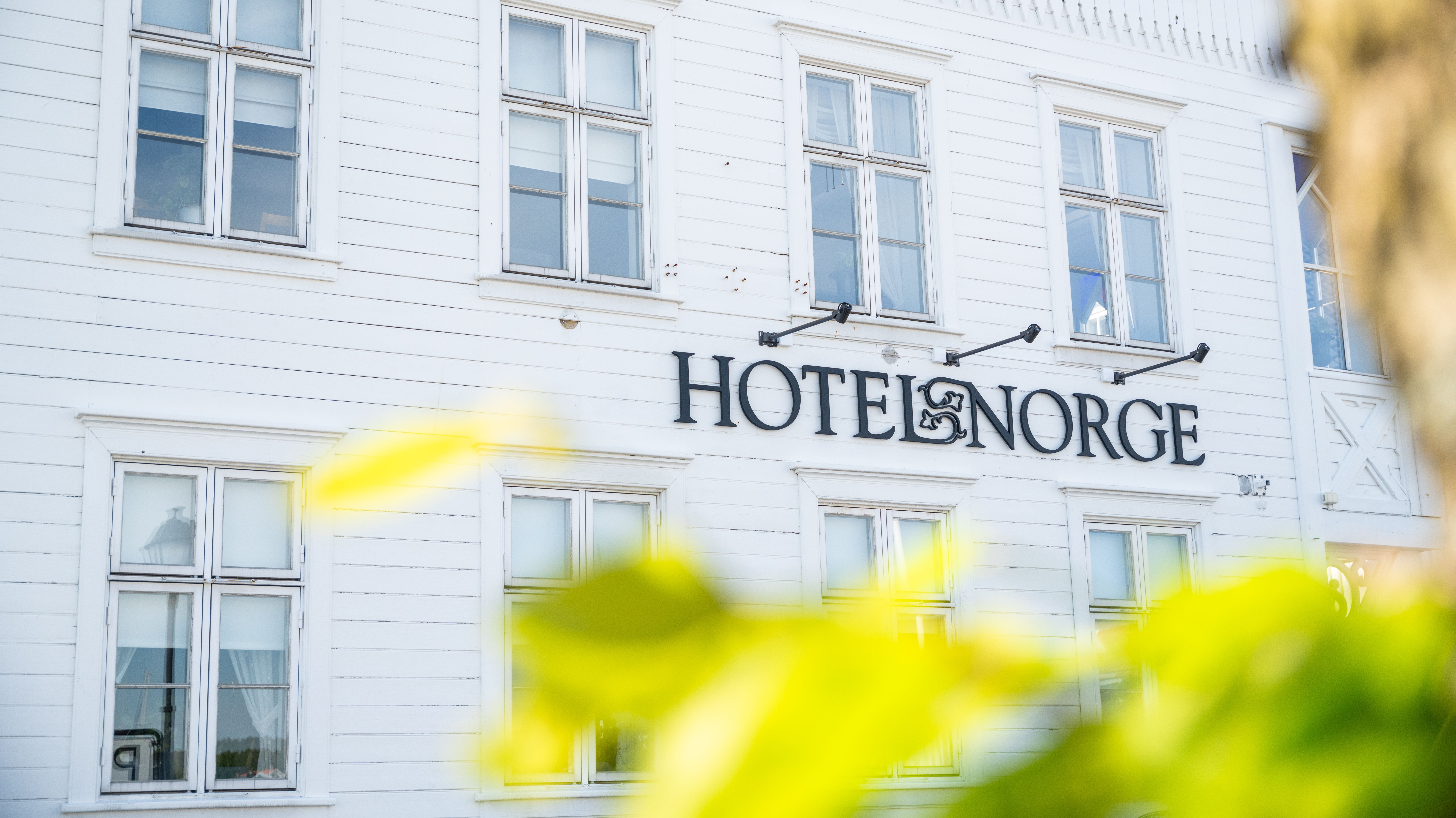 Close-up of the worthy Hotel Norge in Lillesand
