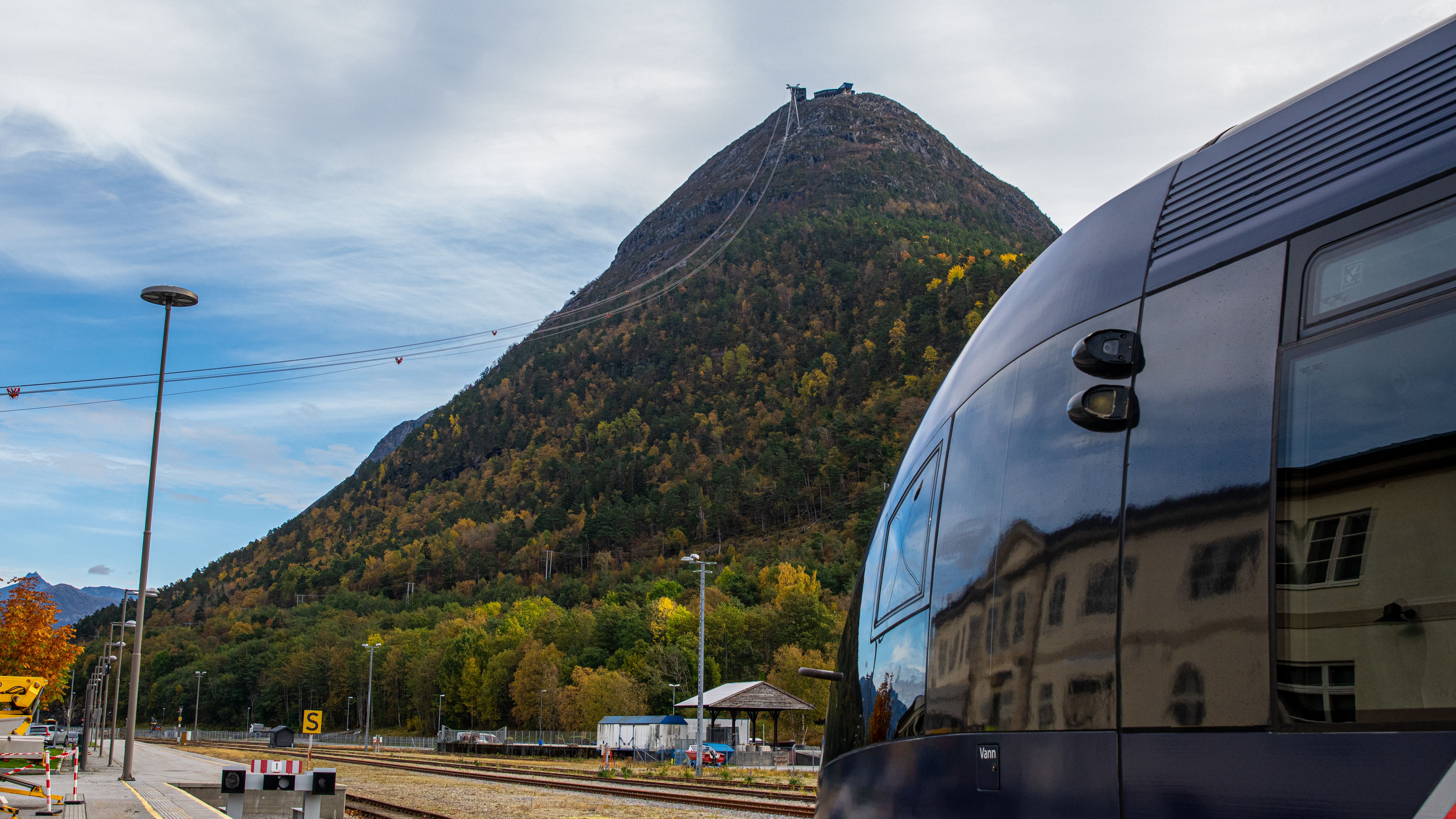 Rauma Railway at the Åndalsnes train station