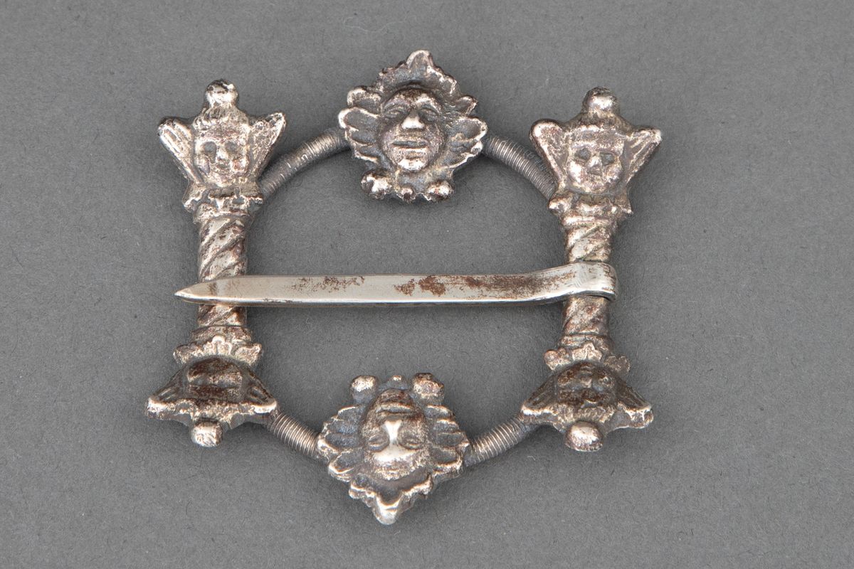 Hornring (horn ring)