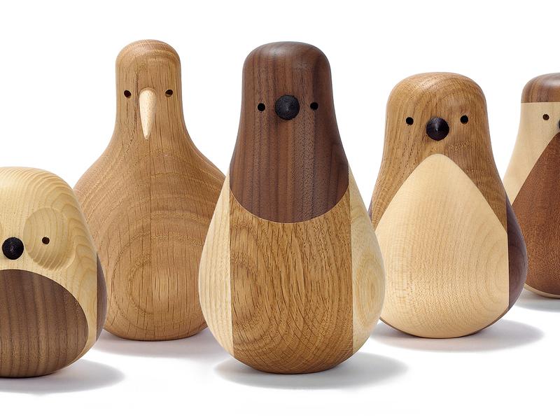 Five bird figurines made of wood