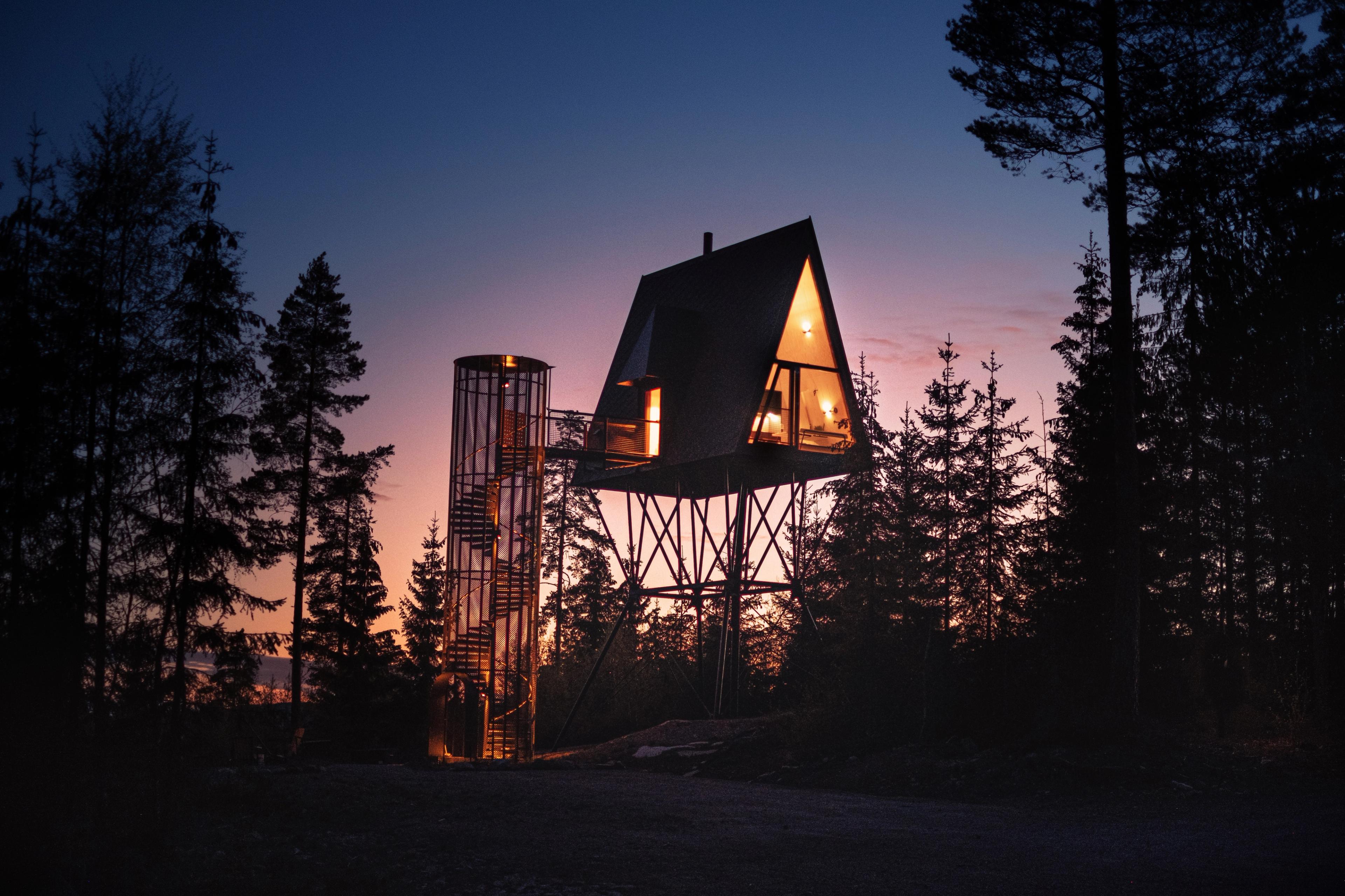 PAN treetop cabins in Finnskogen by night, Eastern Norway