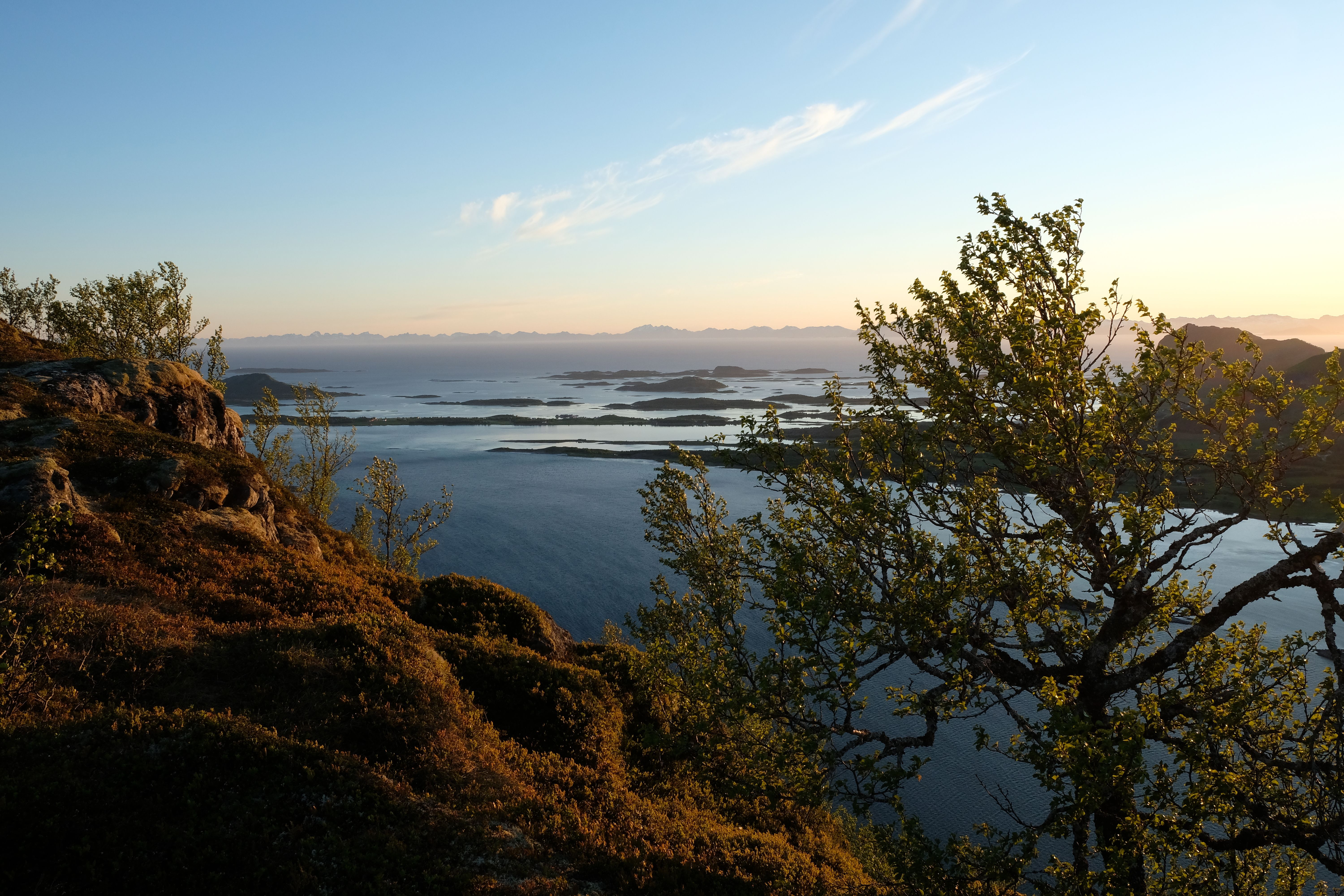 The queen's trail over Fløya