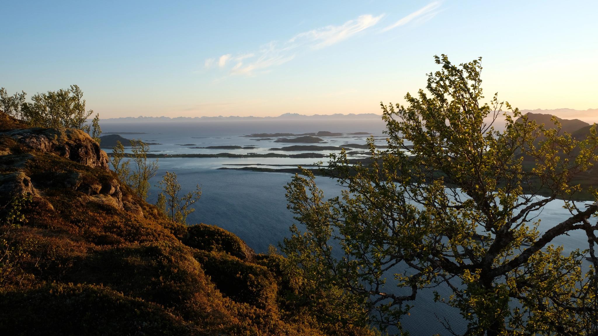 The queen's trail over Fløya