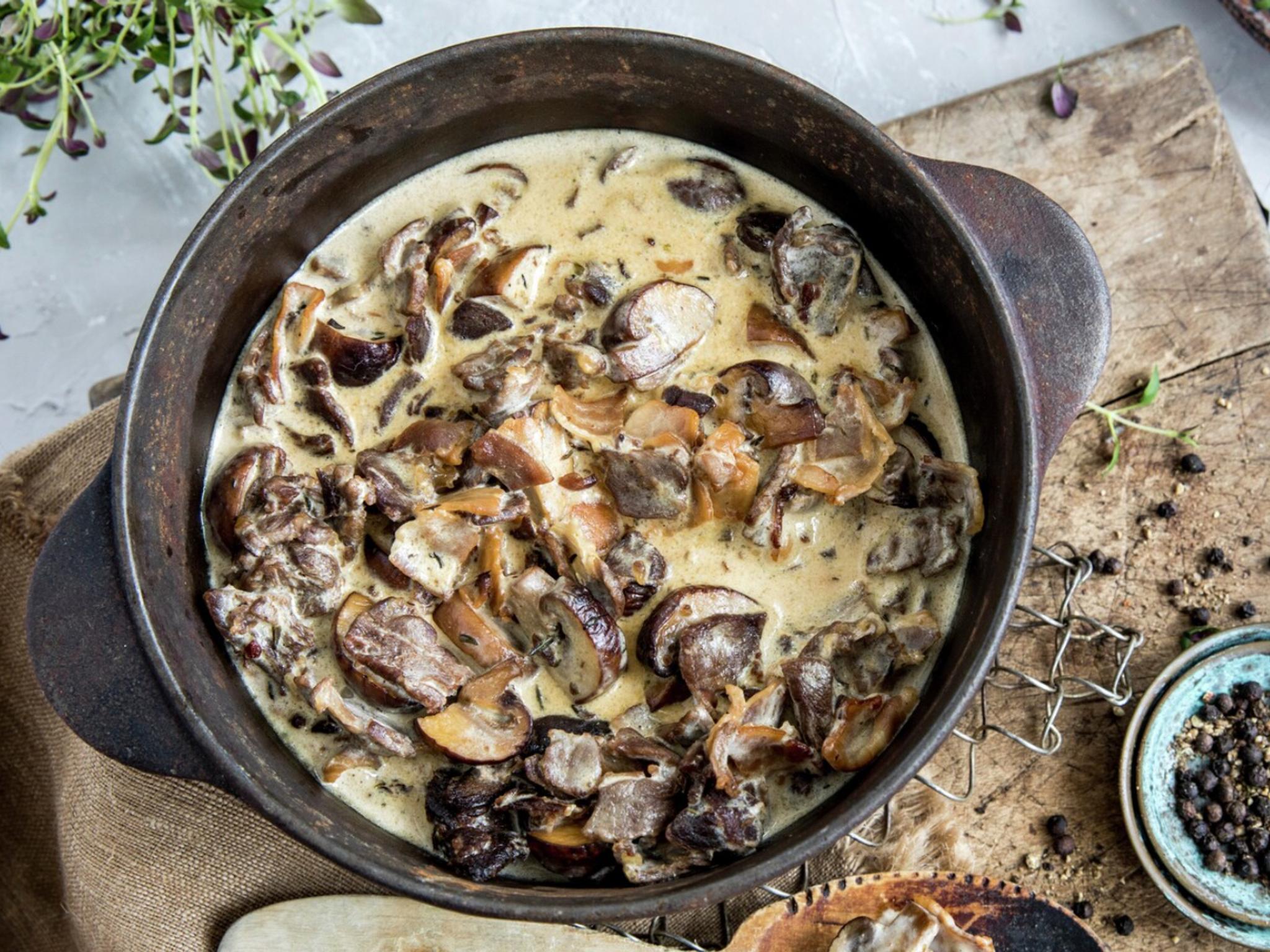 Reindeer stew in a pot on a table.