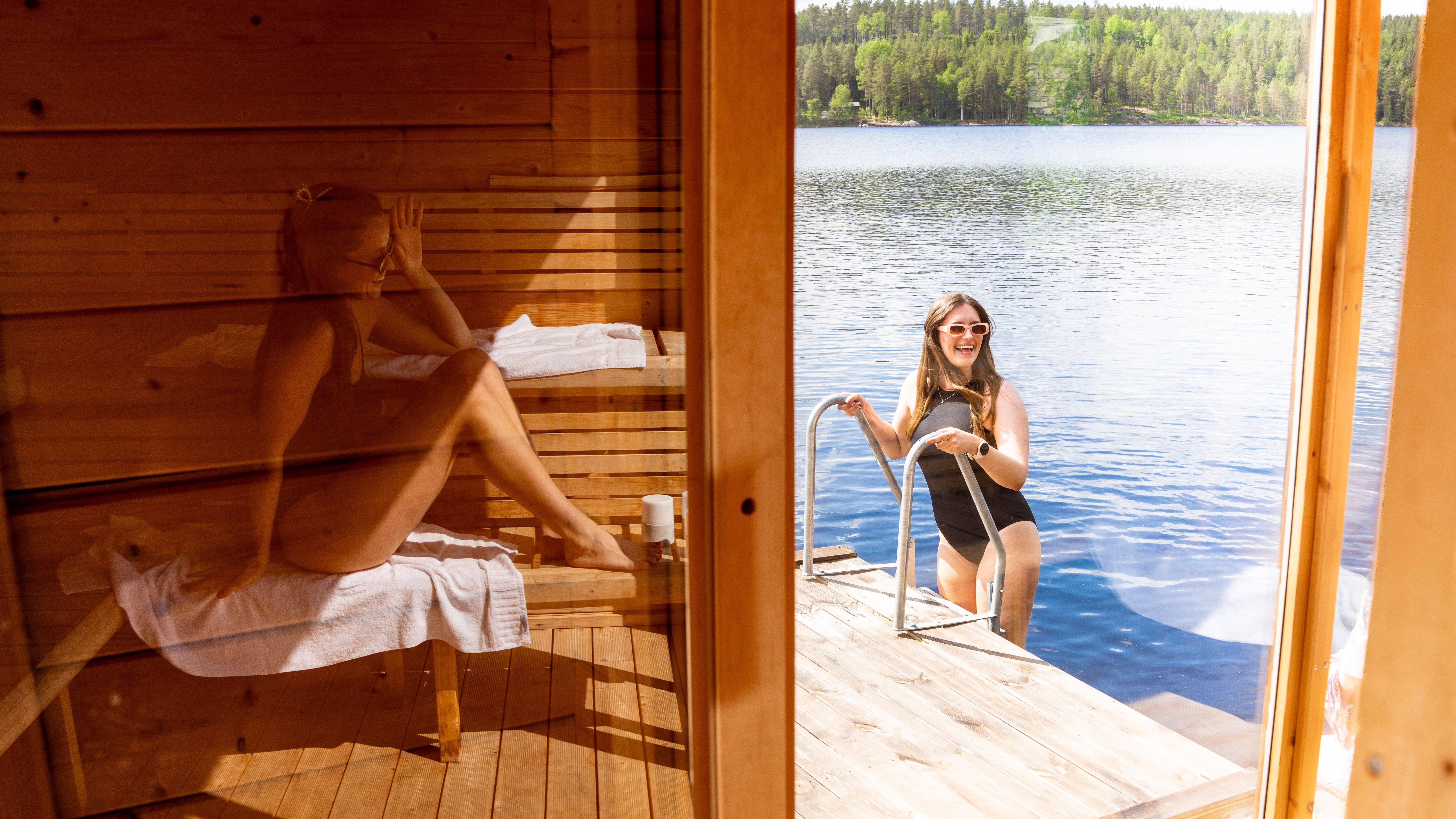 Women using one of the floating saunas at Rømskog Spa & Resort