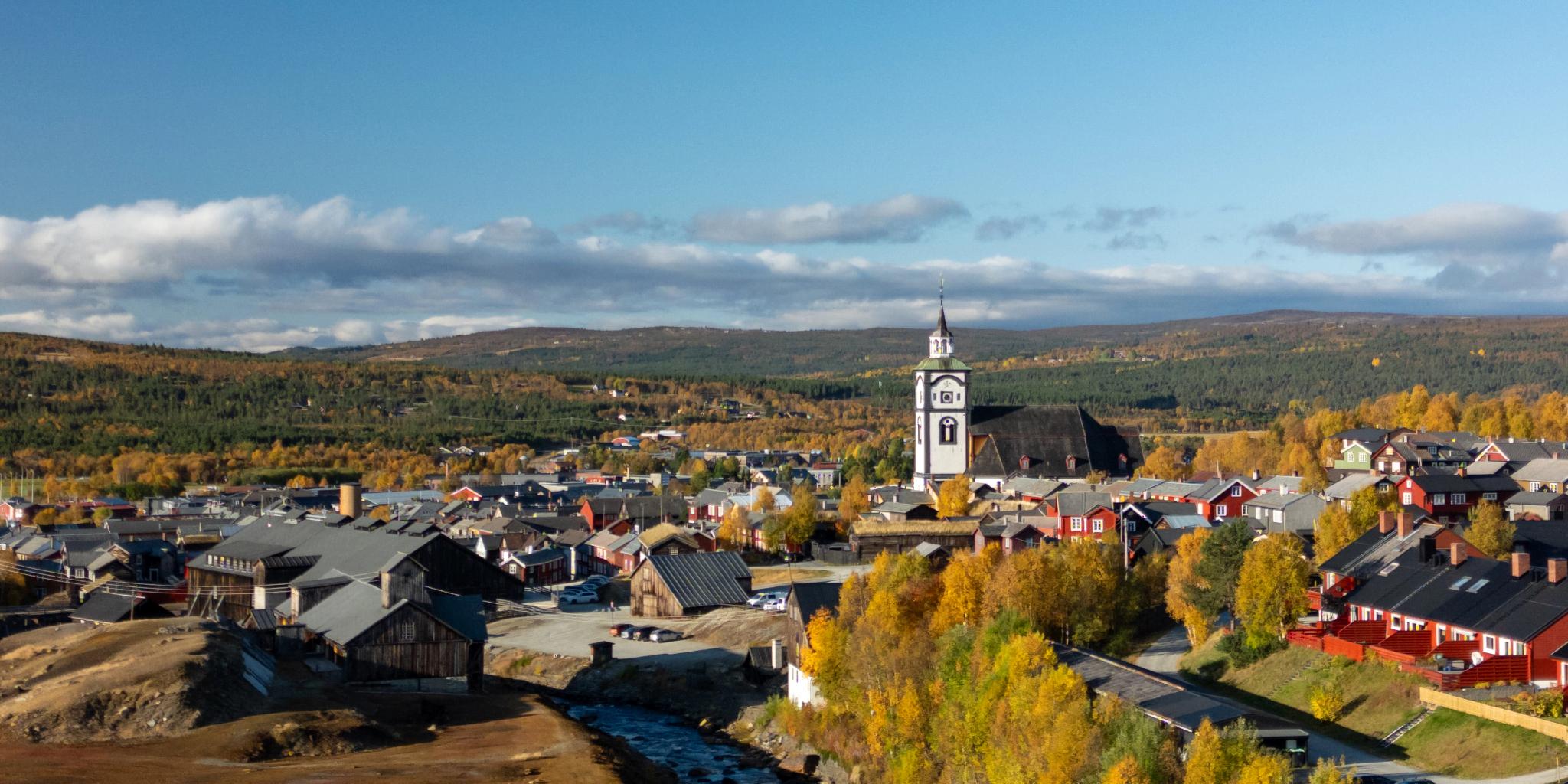 An overview of the town of Røros.