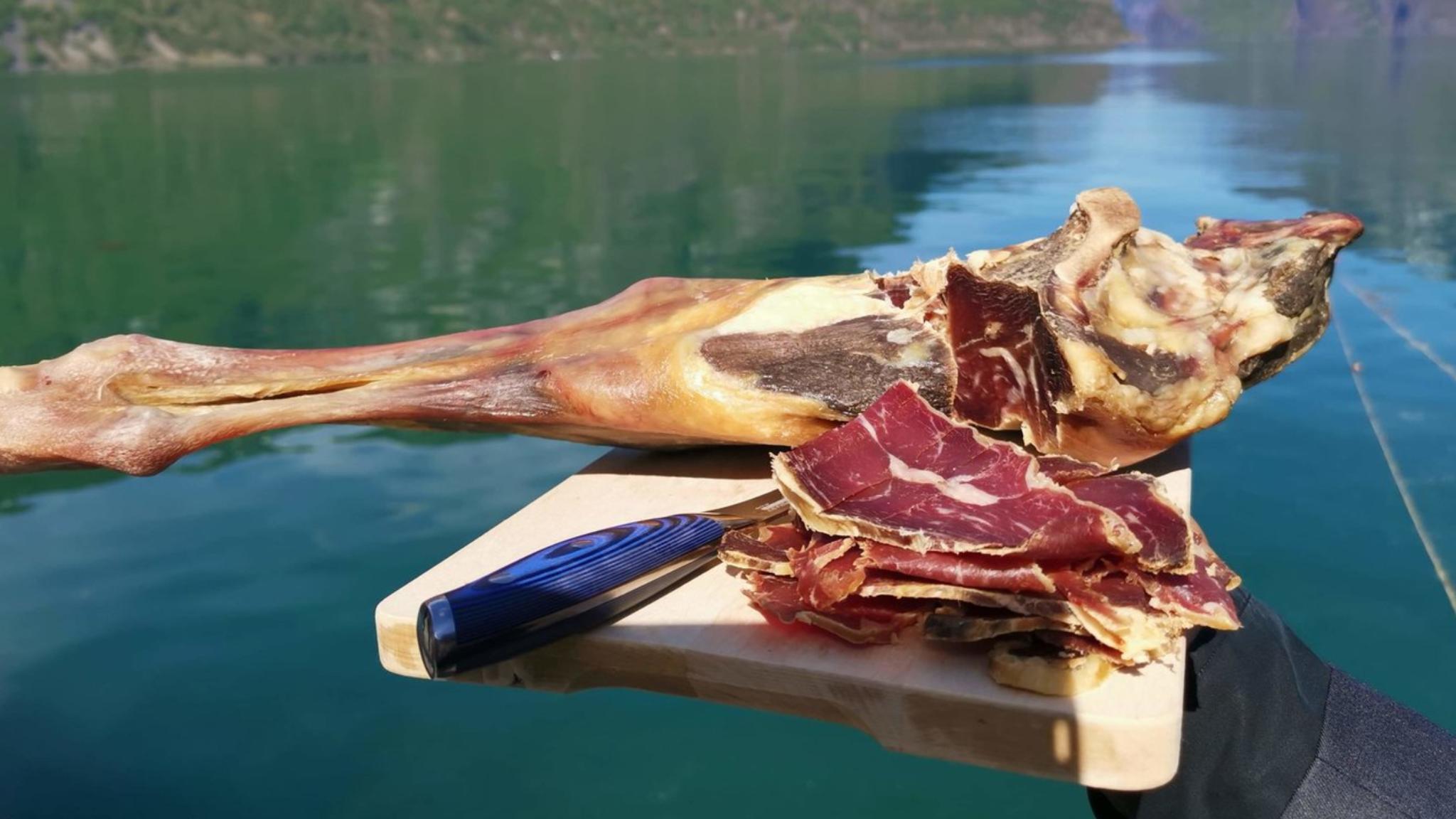 A fenalår by the fjord