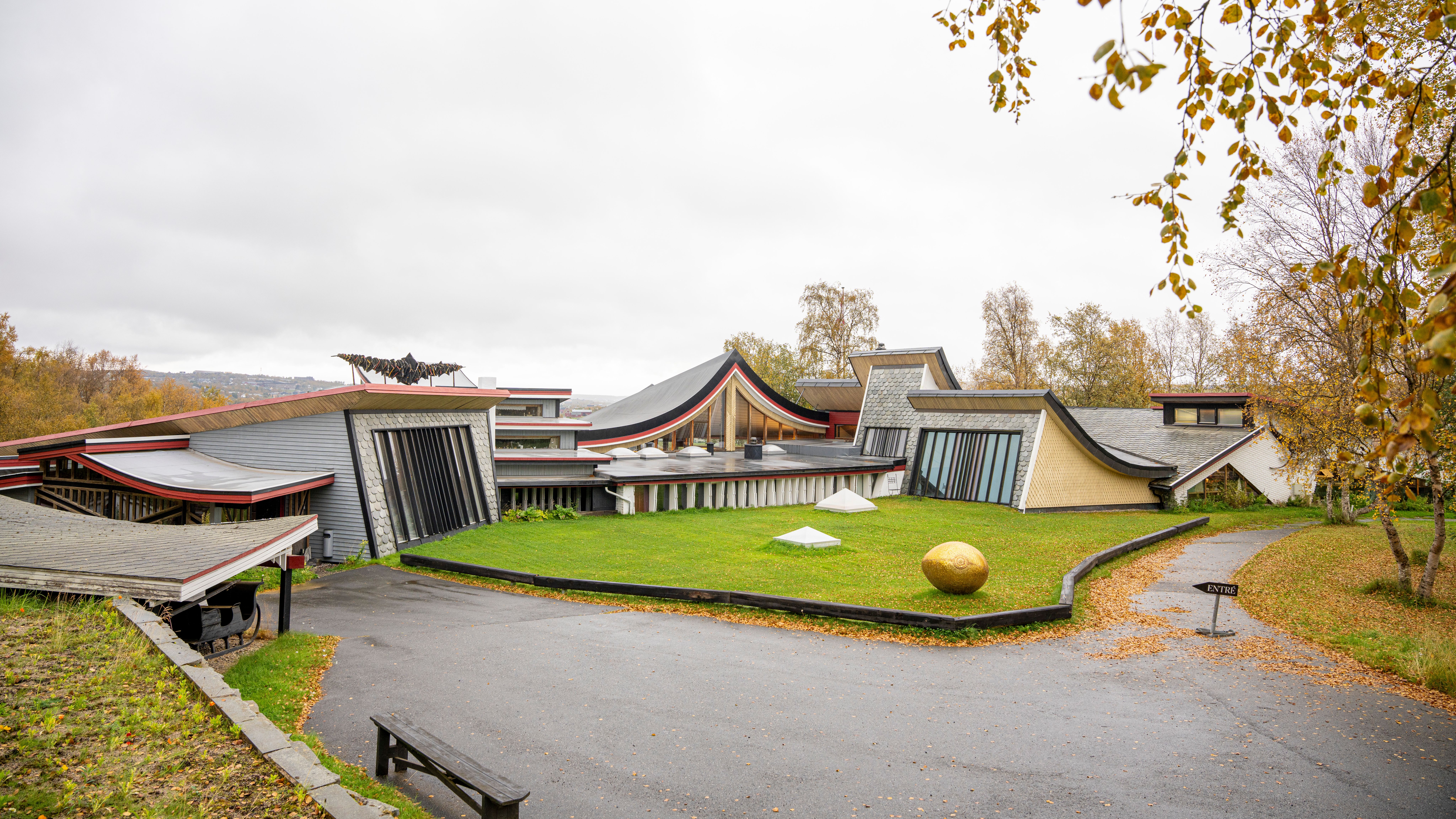The exterior of Juhls Silver Gallery in Kautokeino