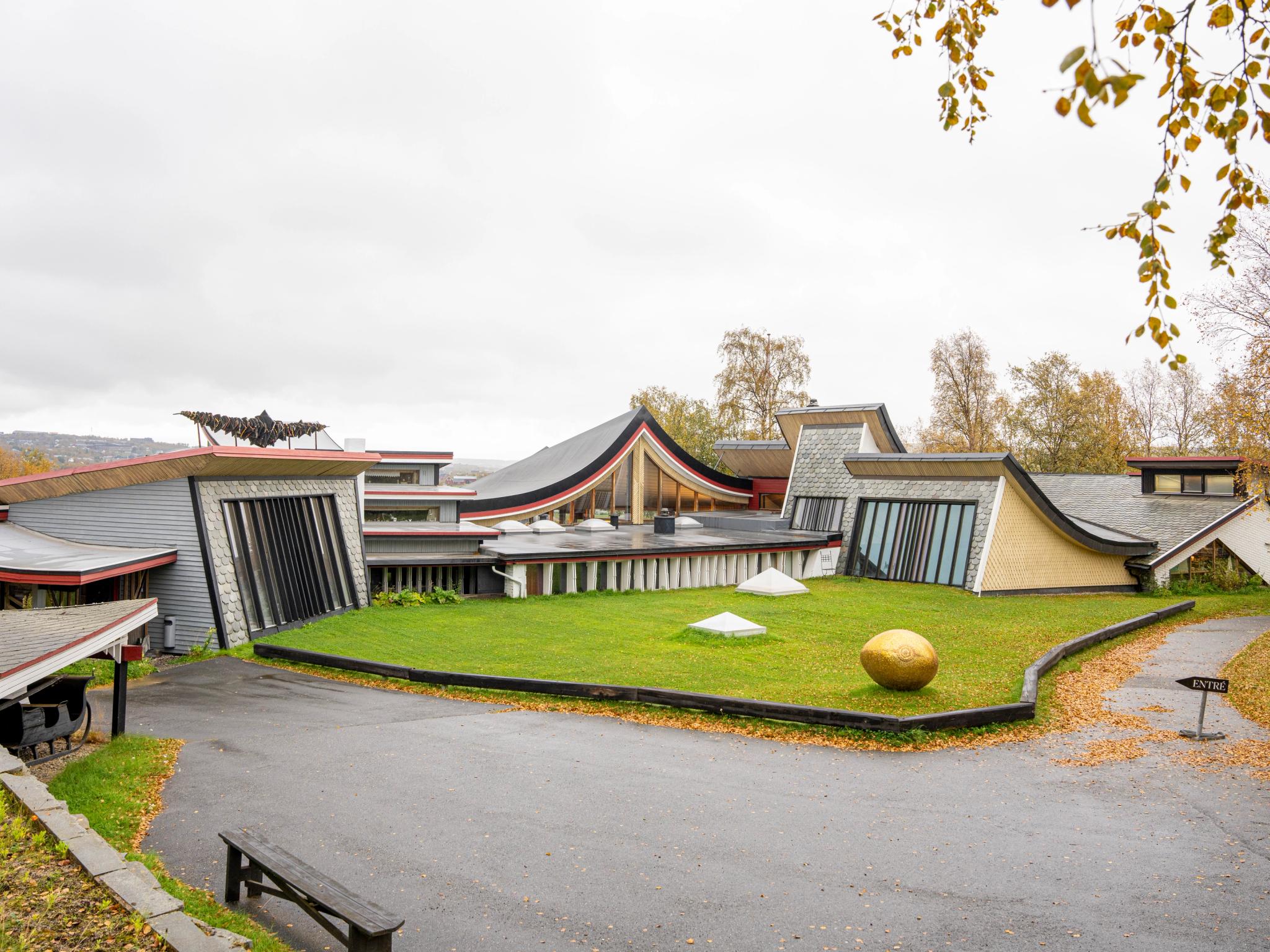 The exterior of Juhls Silver Gallery in Kautokeino