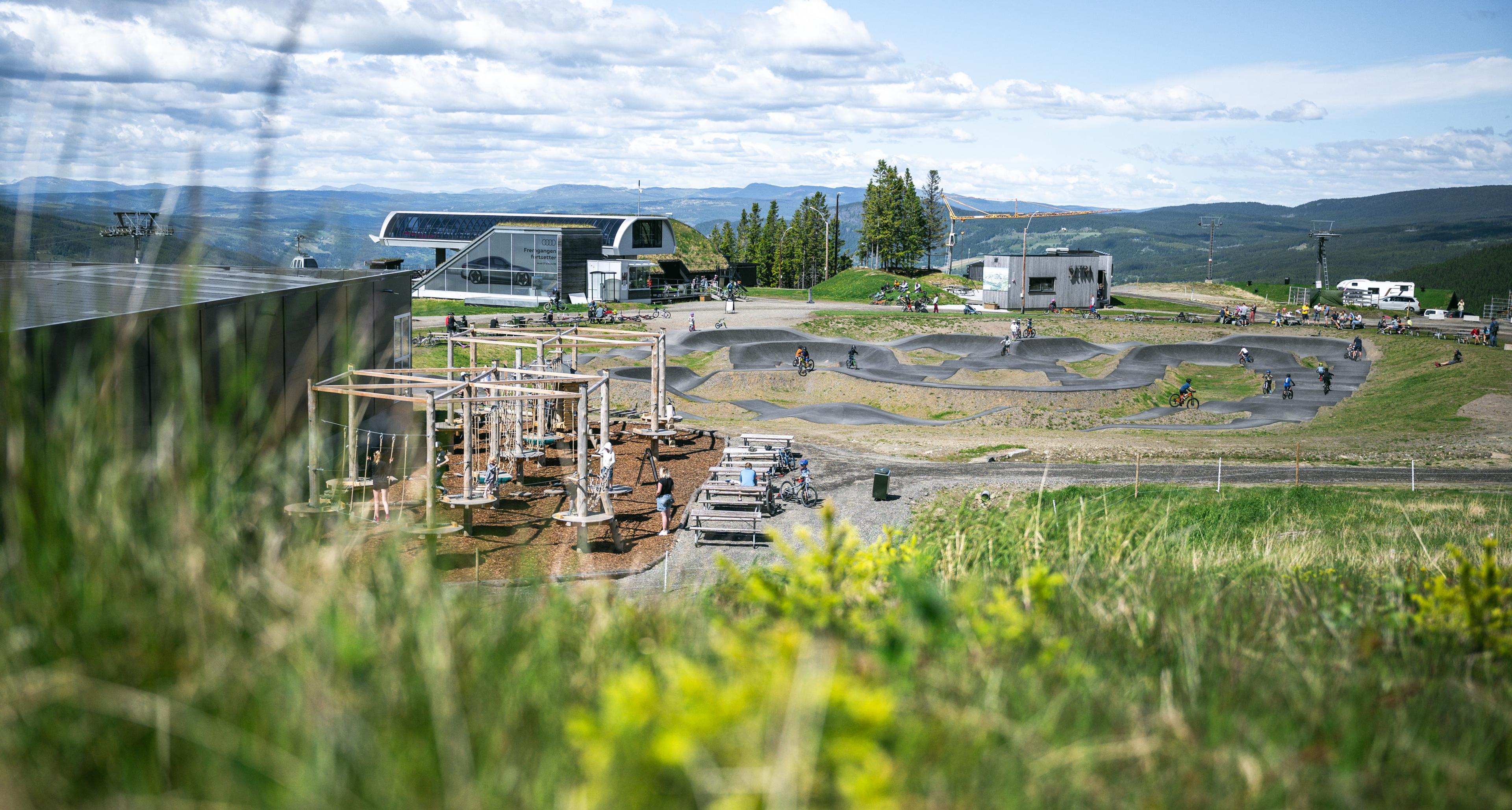 A view of Mosetertoppen in Hafjell Bike Park