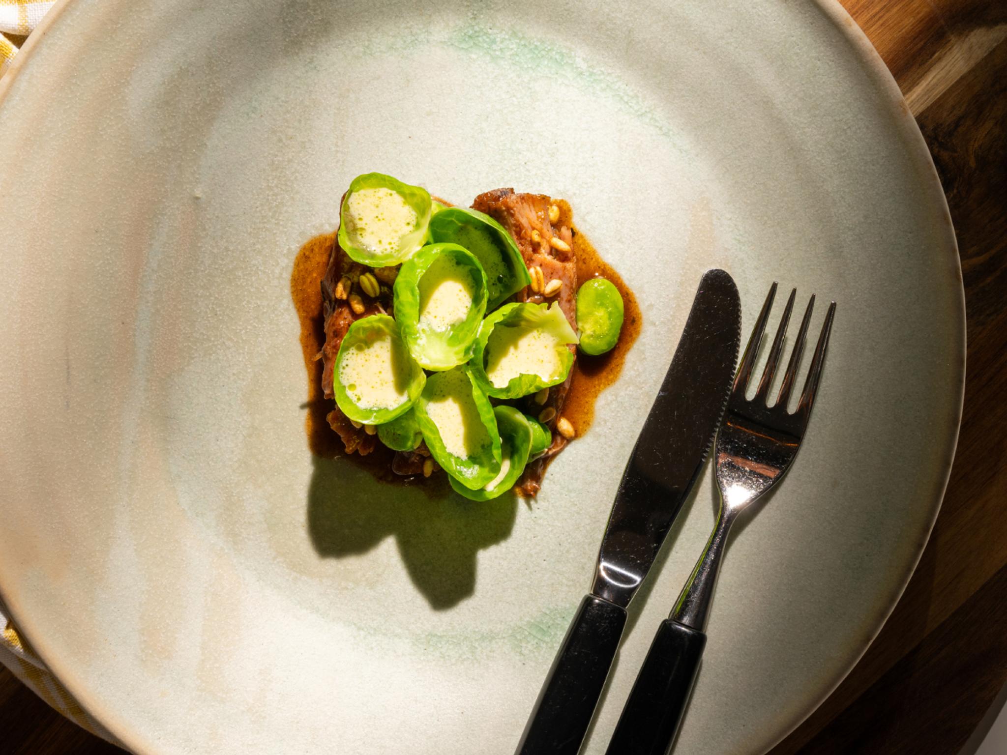 Braised lamb shanks with horseradish made by Tom Victor Gausdal