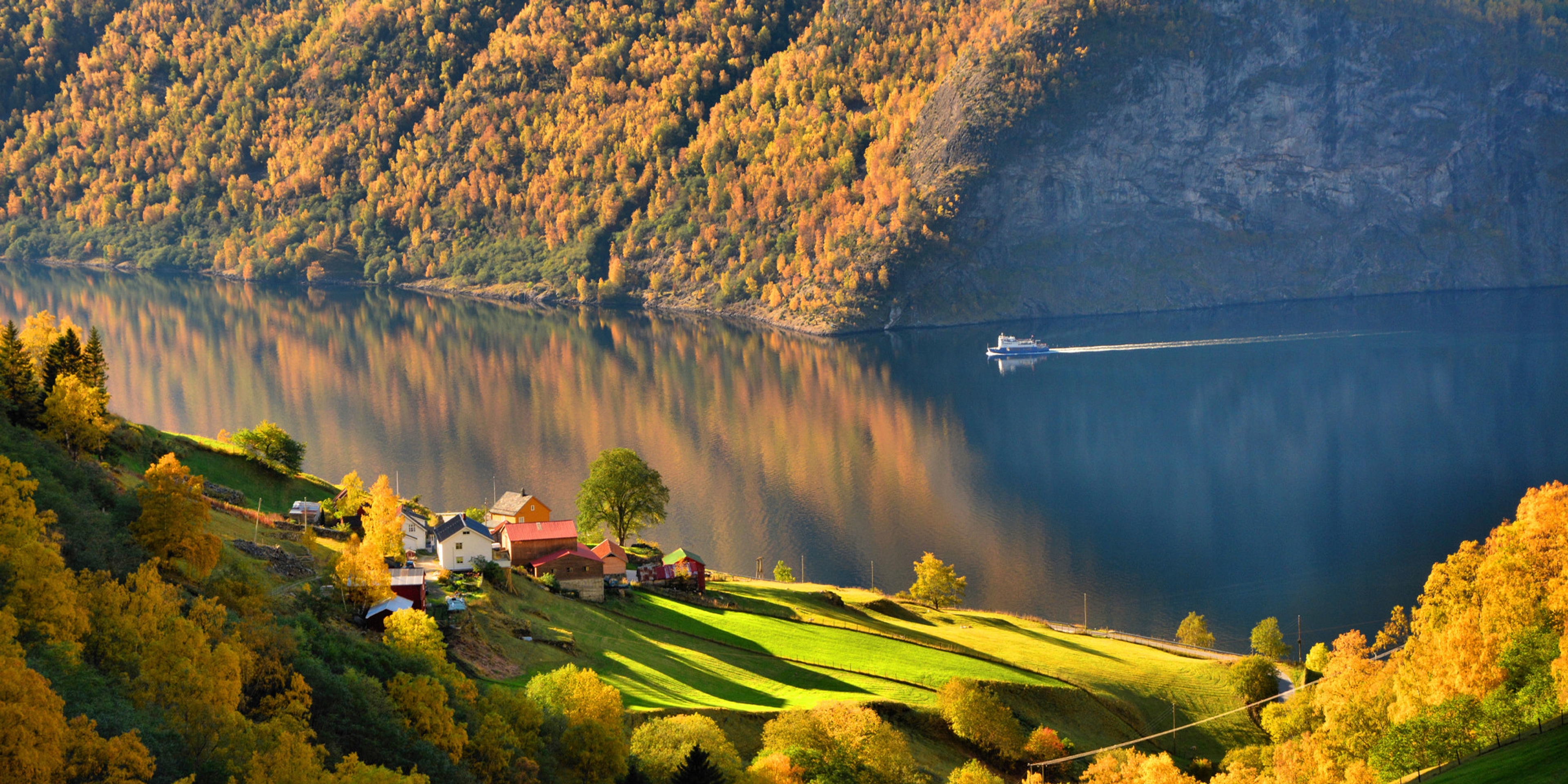 A wonderful autumn experience by the Aurlandsfjord - a fjord landscape in autumn colours