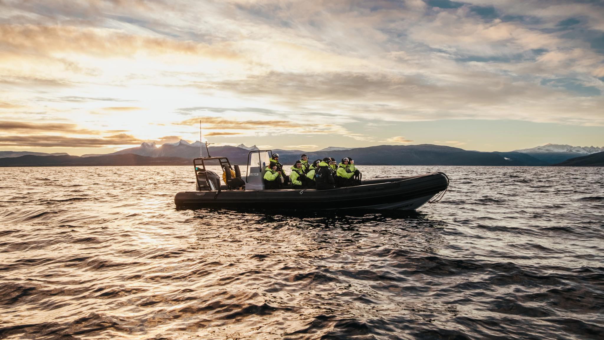 People in a RIB boat from Stella Polaris in Bodø.