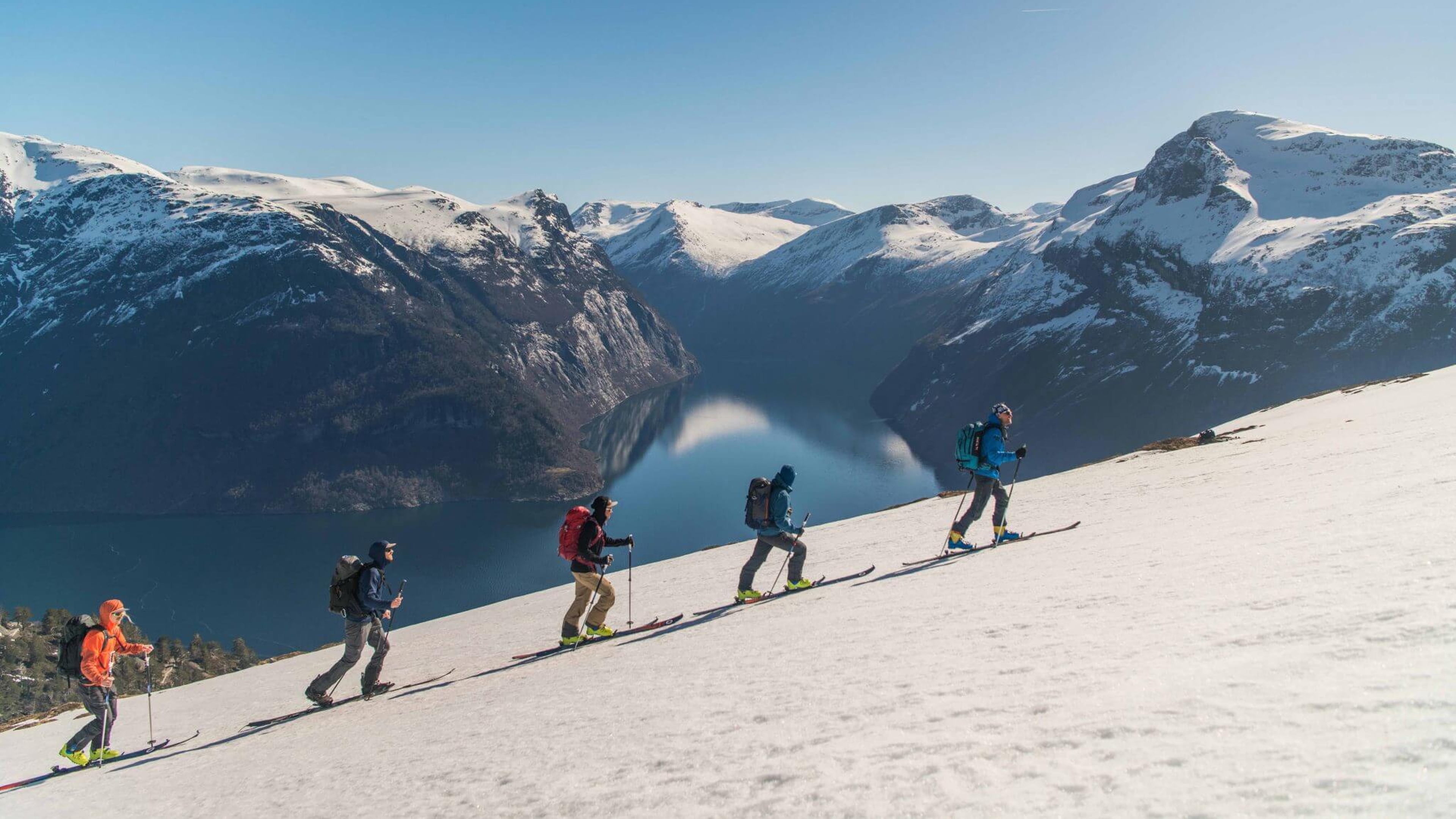 Ski touring in the Sunnmøre Alps