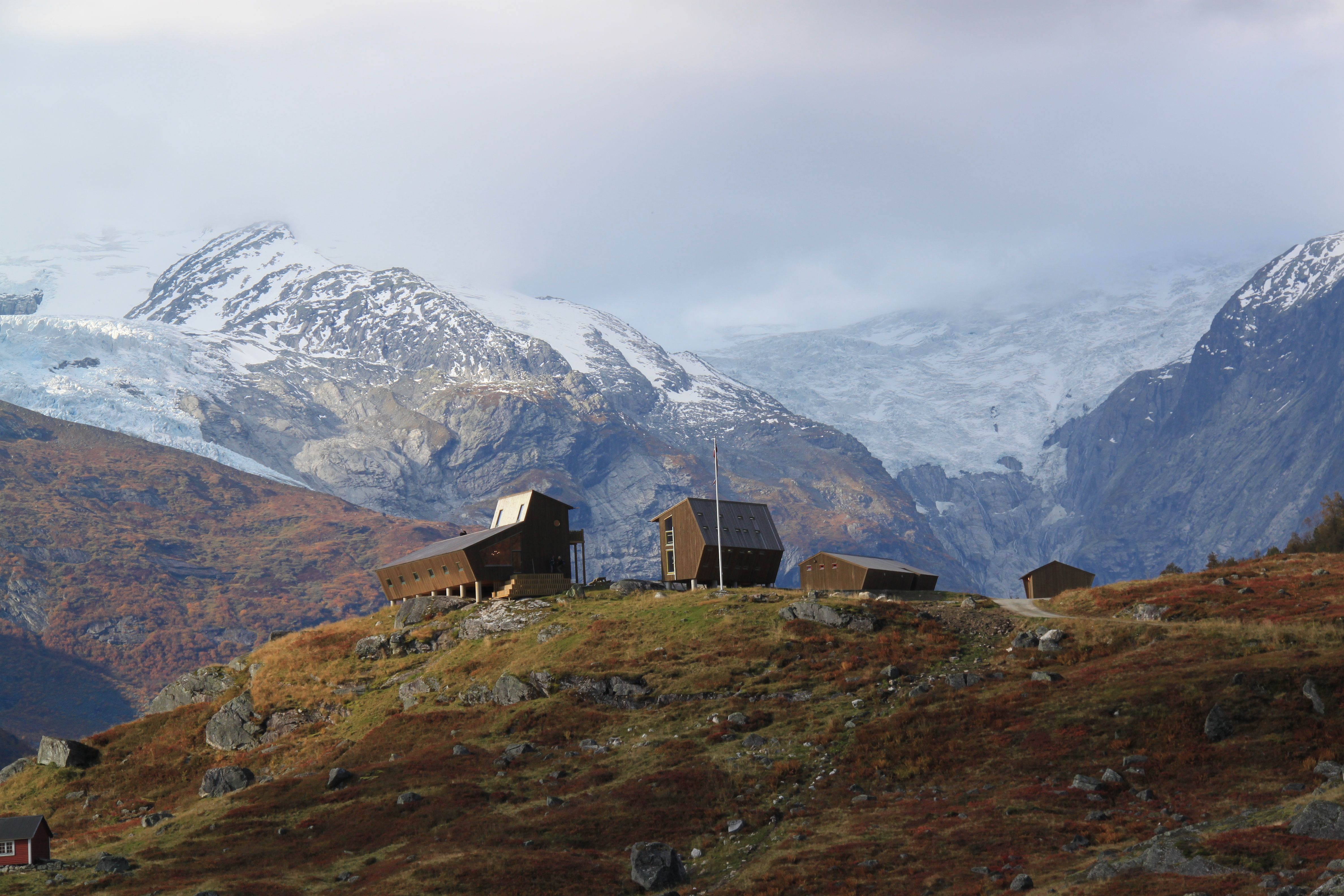 Tungestølen, Luster