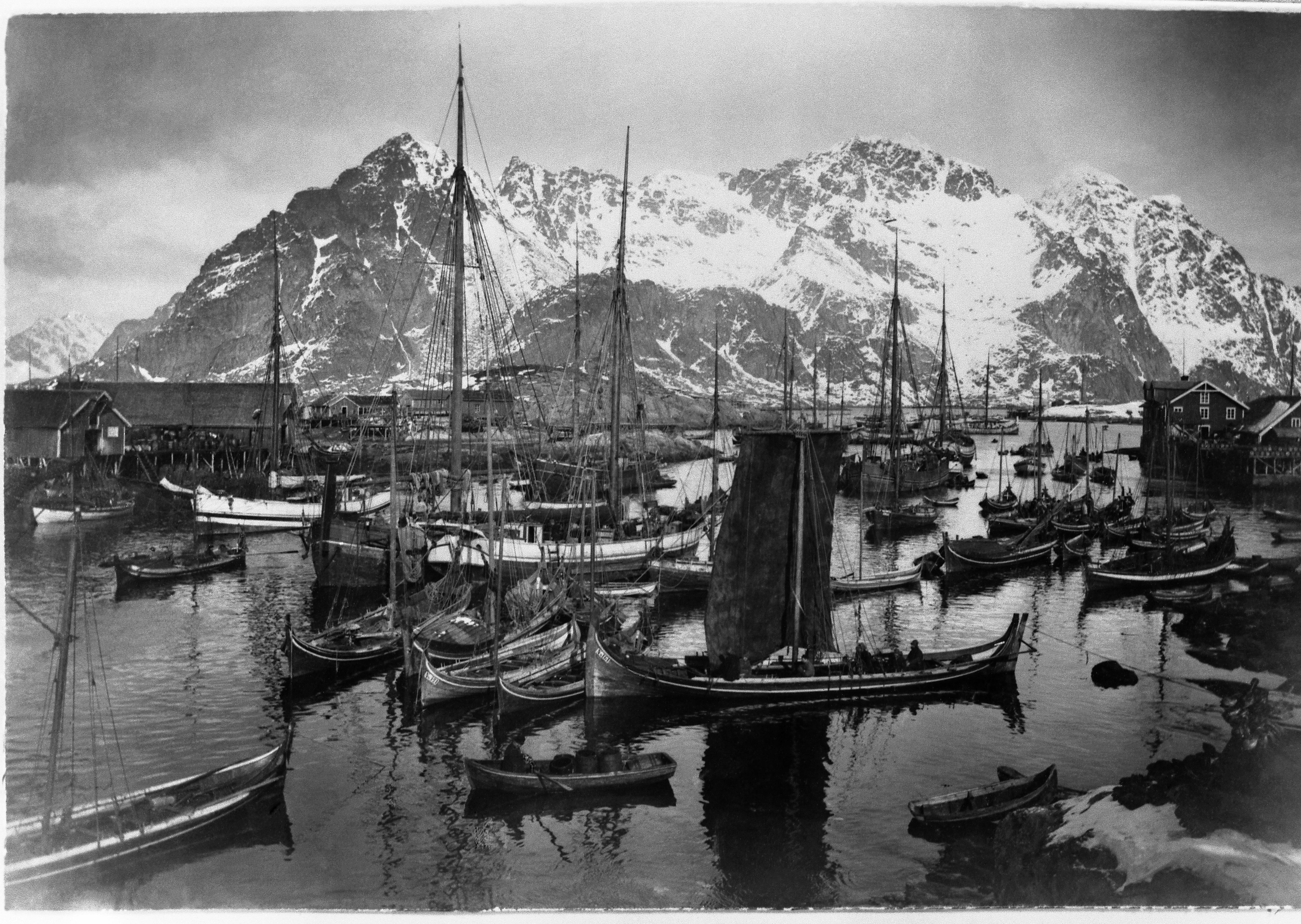 Black and white image of fishing boats in Lofoten in Northern Norway around year 1900