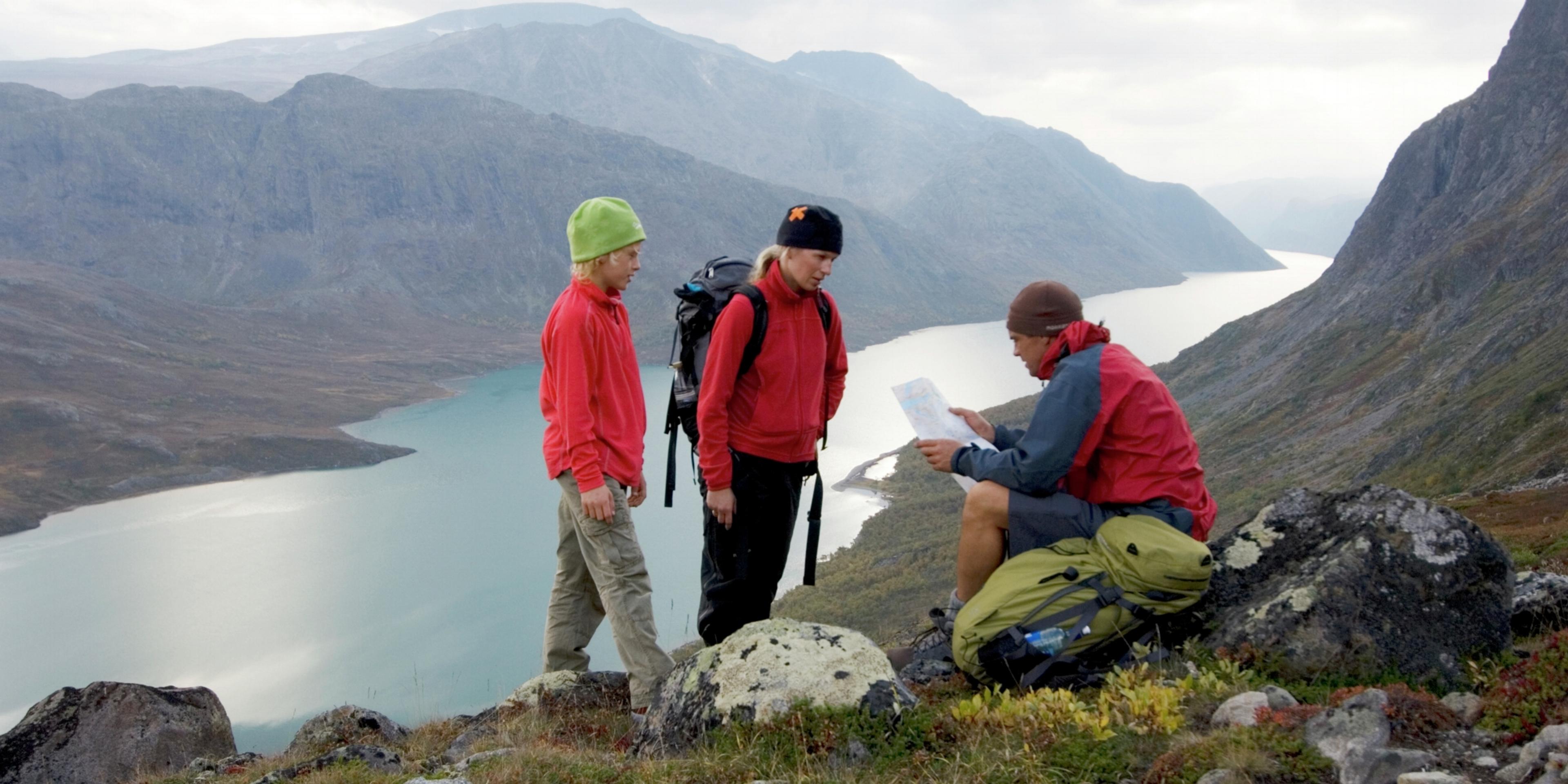 Mountain safety in Norway: Alway bring a map and a compass
