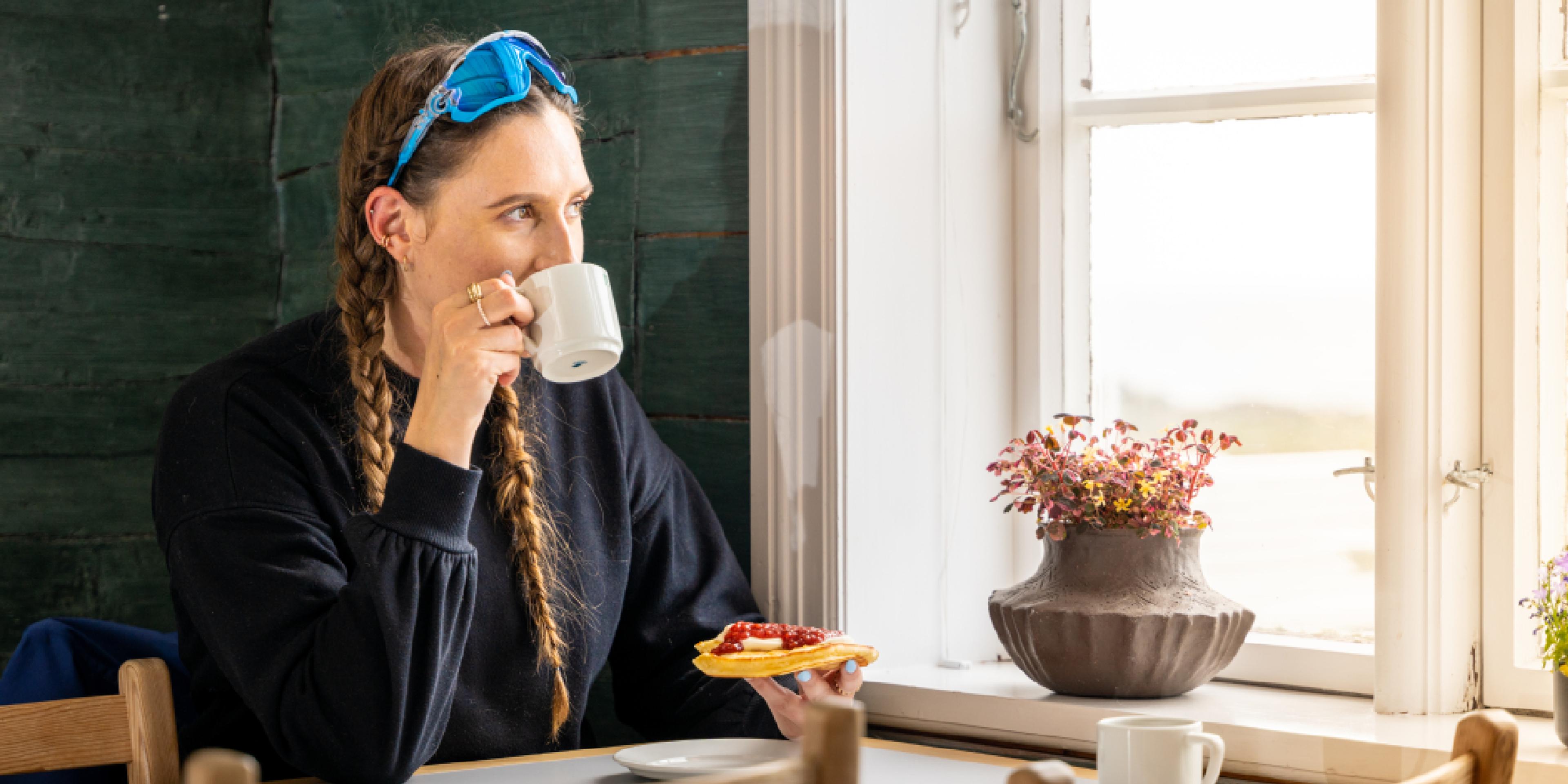 A women eats lapper at Hå old vicarage in Jæren, Fjord Norway.