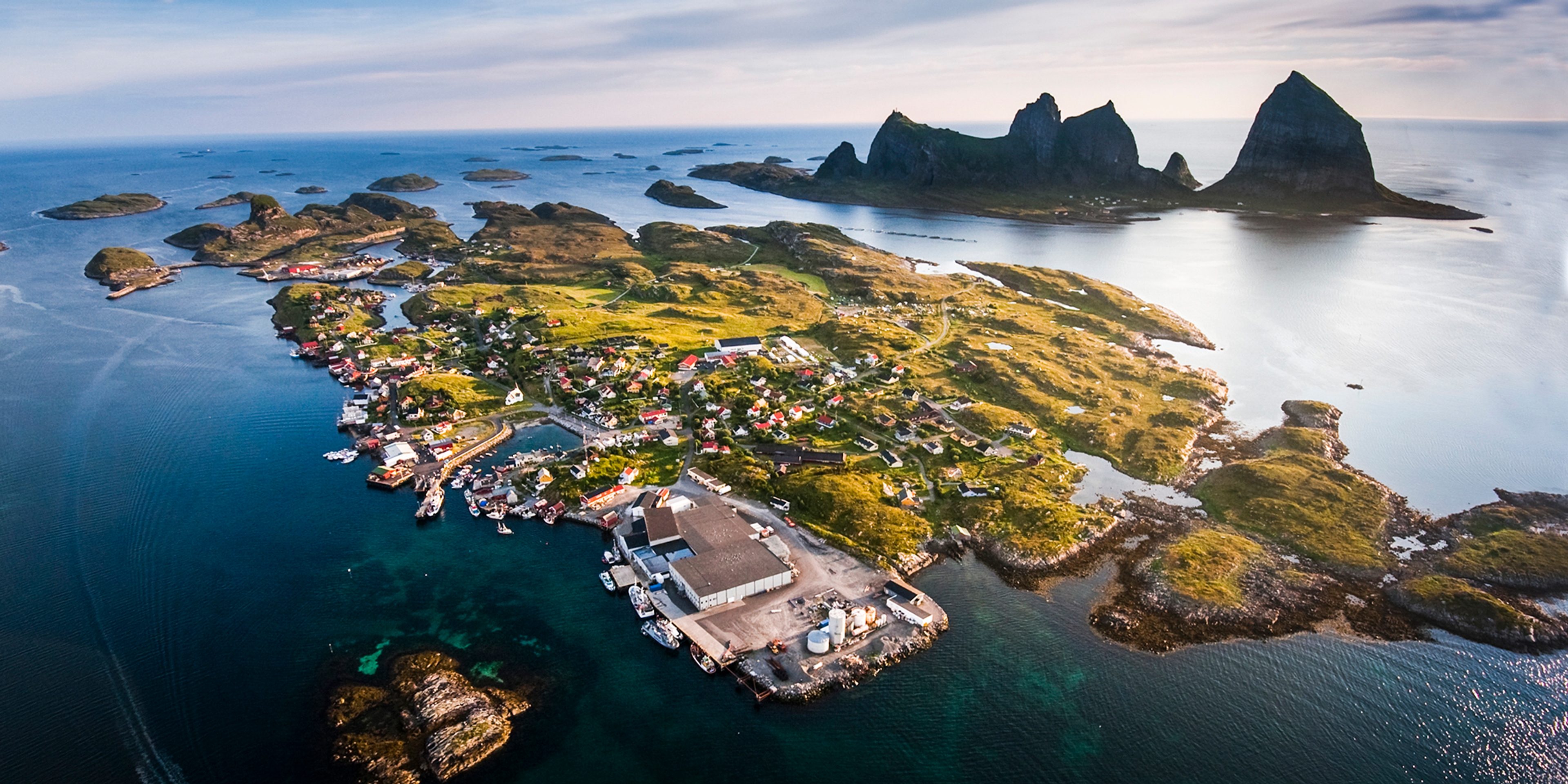Træna vue du ciel dans le Helgeland, Norvège du Nord