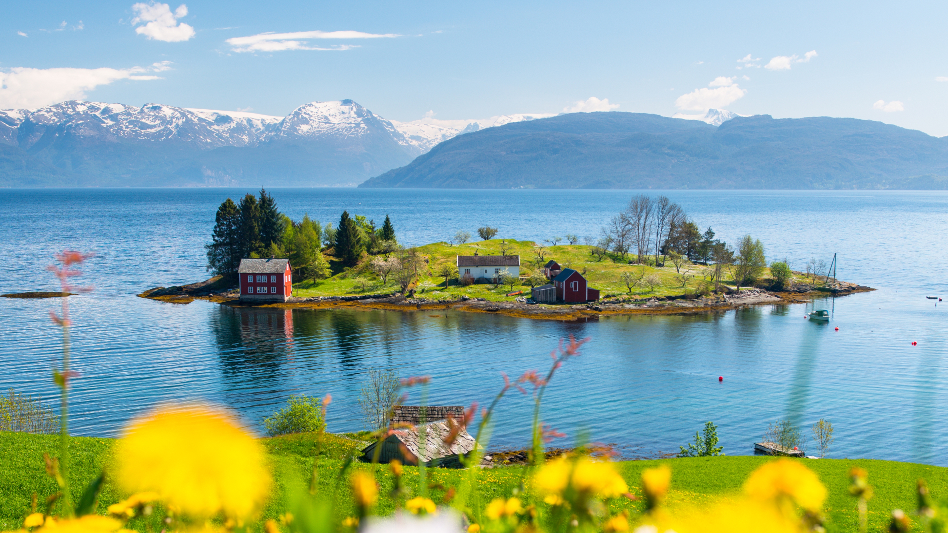 Omaholmen i Hardangerregionen