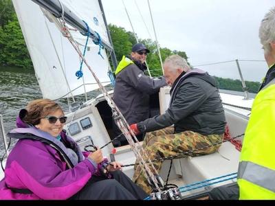 Hands-on sail handling practice