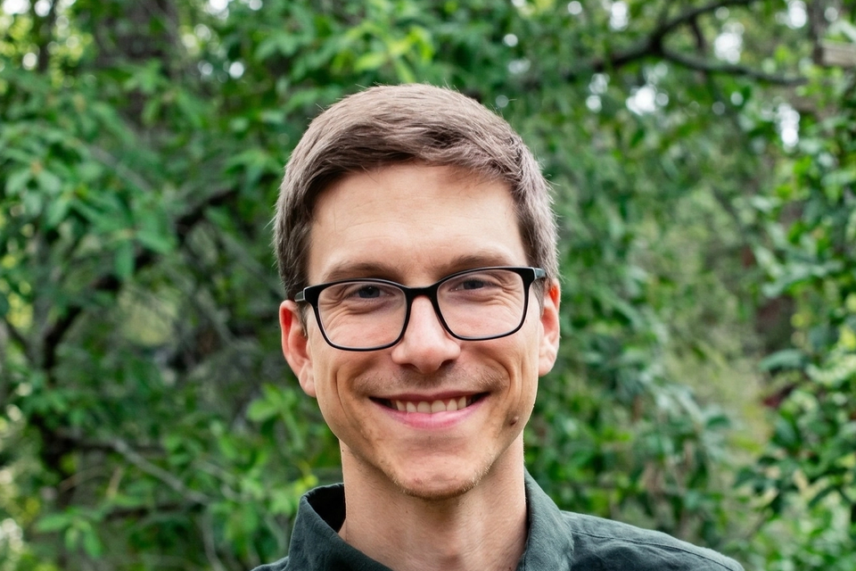 Headshot of Brady Bowman