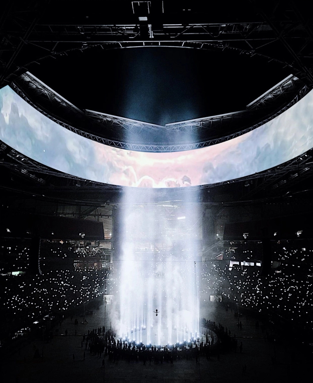Kanye West — Donda Listening Events - Apple TV 