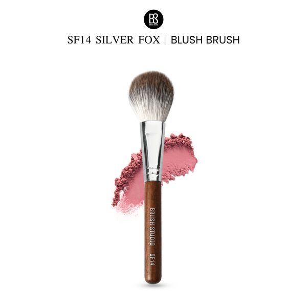 SF14 Silver Fox Blush Brush
แปรงปัดแก้มขนจิ้งจอกเงิน