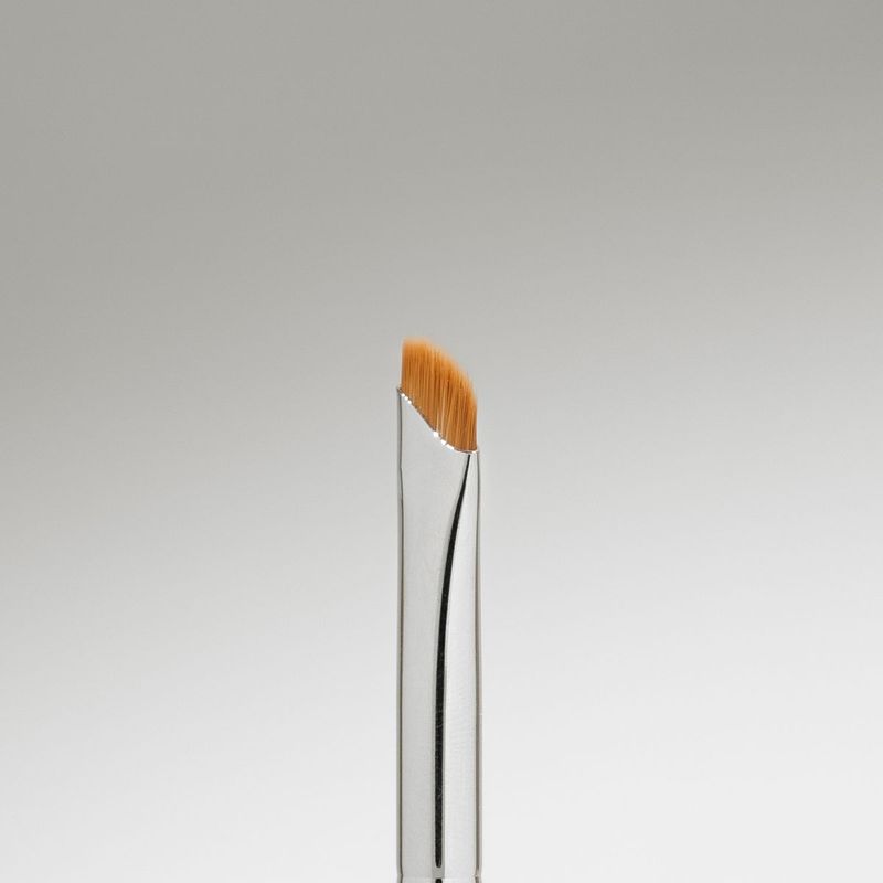 S504 Short Angled Liner Brush
แปรงเขียนอายไลเนอร์ปลายตัด - 4
